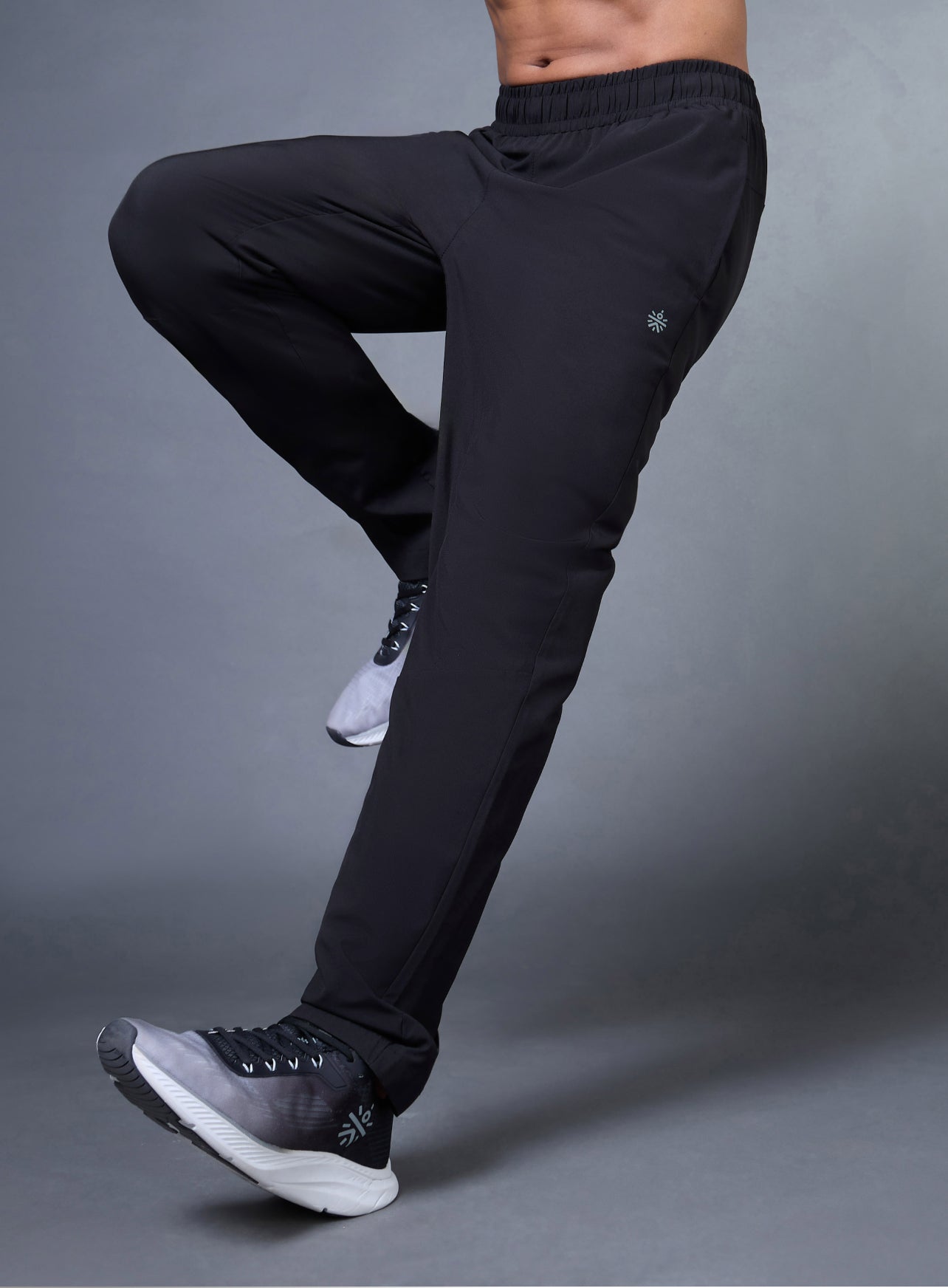 Men's Black Night Run Trackpants