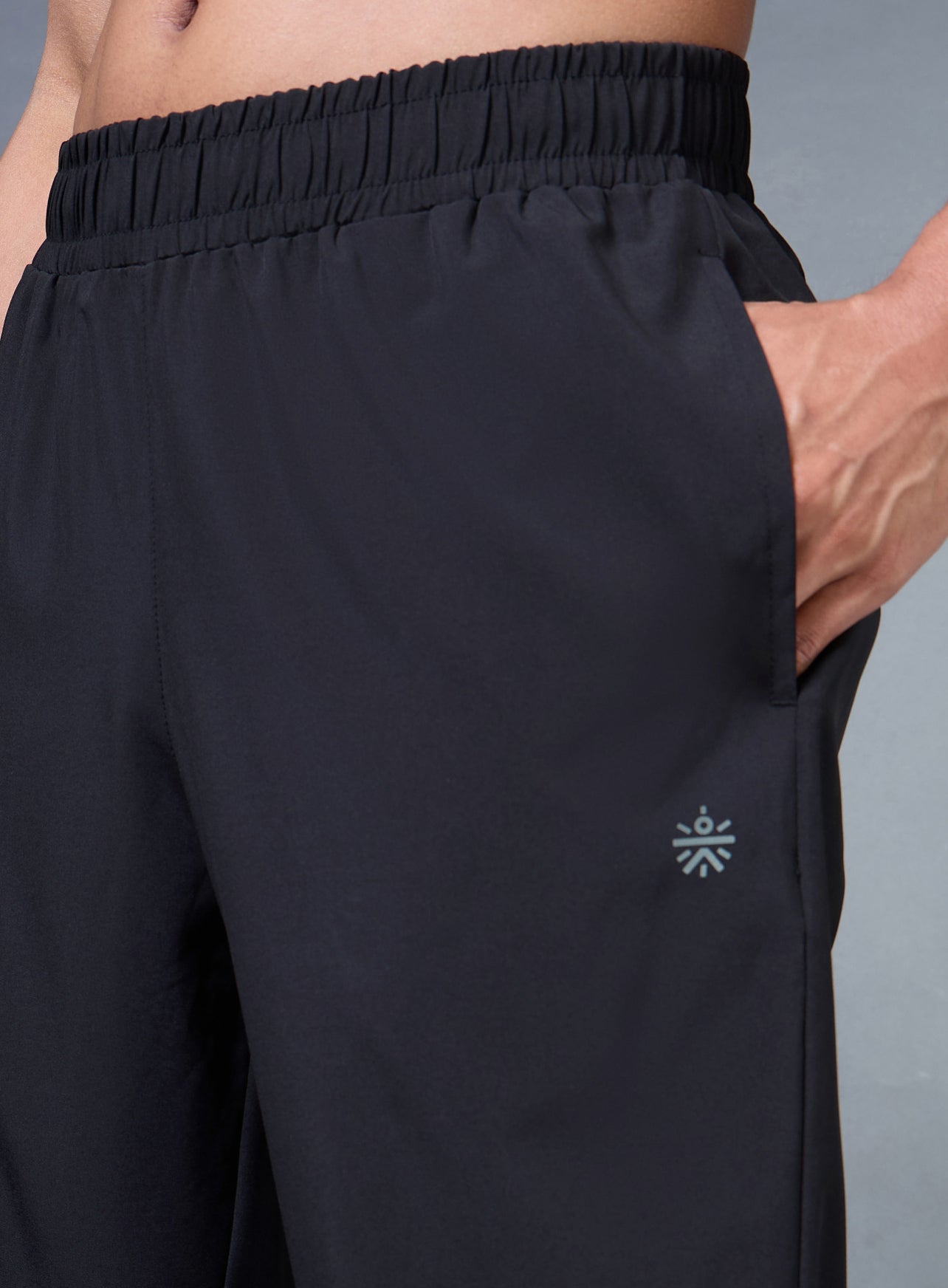 Men's Black Night Run Trackpants