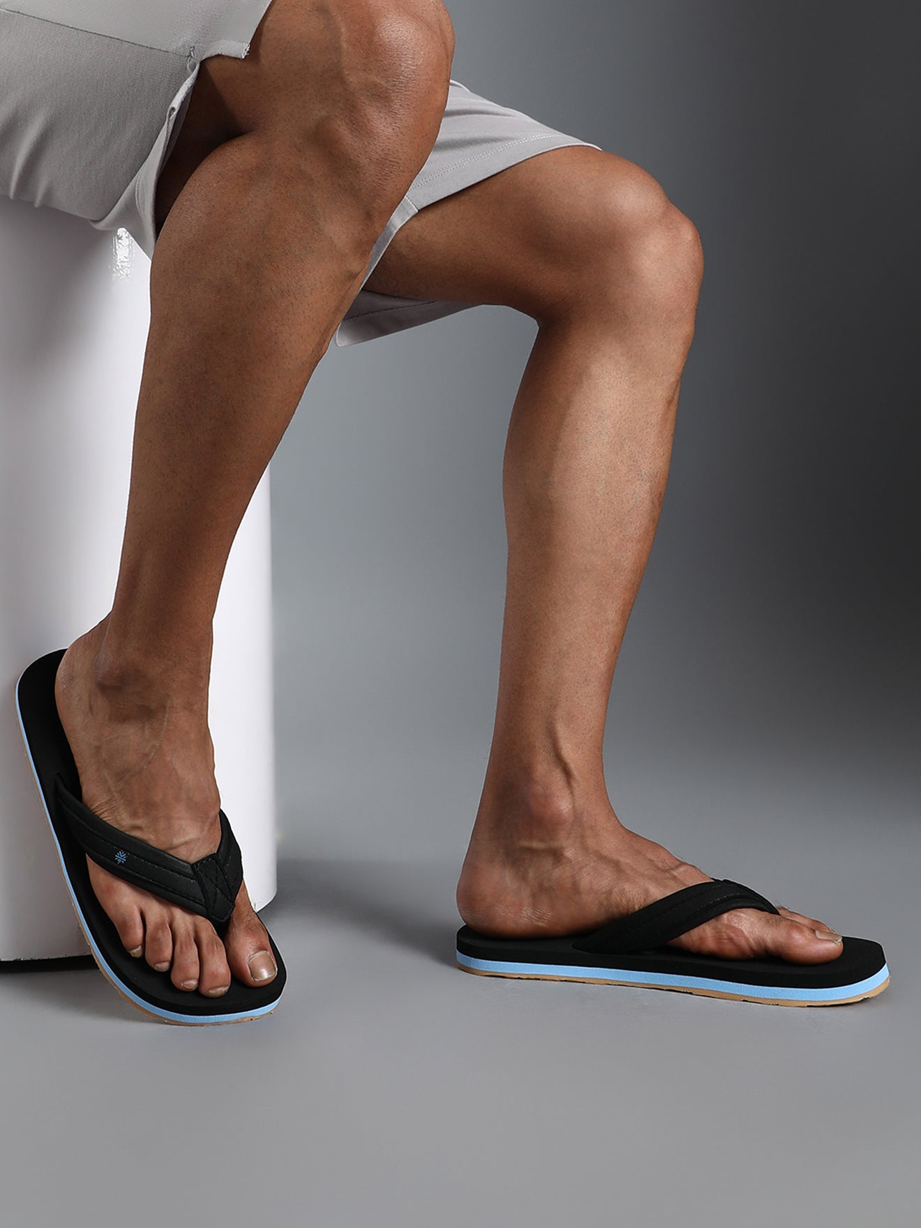 cult Men's Breez Flip Flops - Black