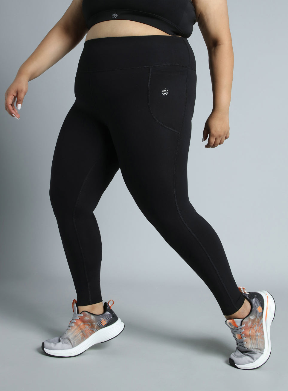 Women's Black Training Essential Plus Size Tights