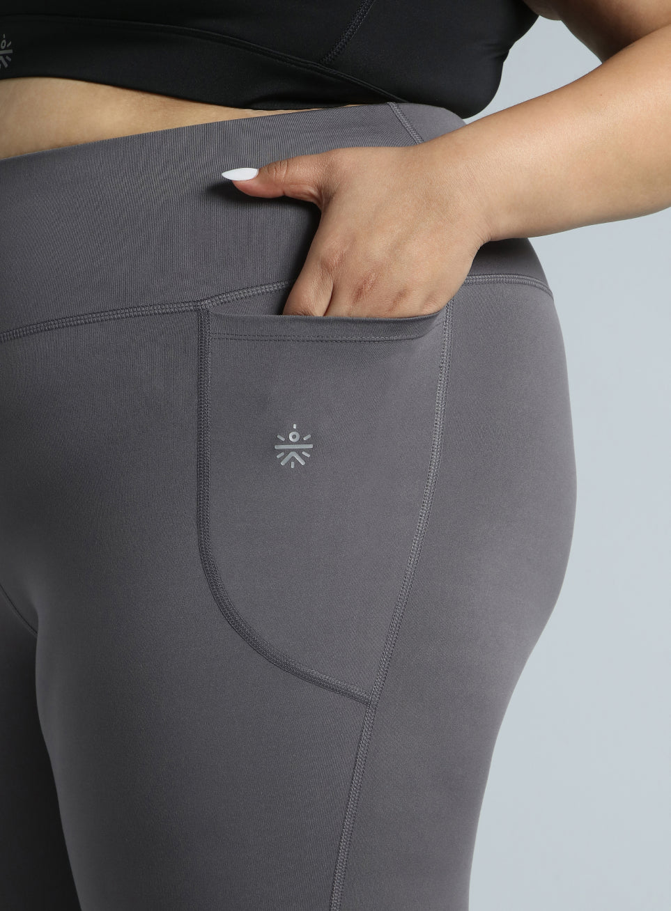 Women's Dark Grey Training Essential Plus Size Tights