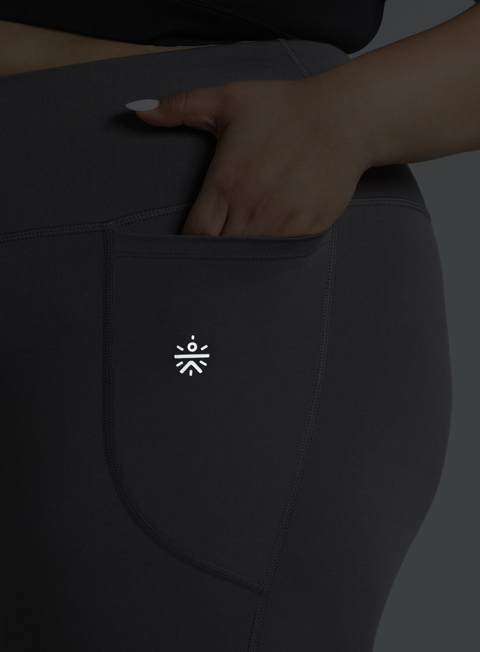 Women's Dark Grey Training Essential Plus Size Tights