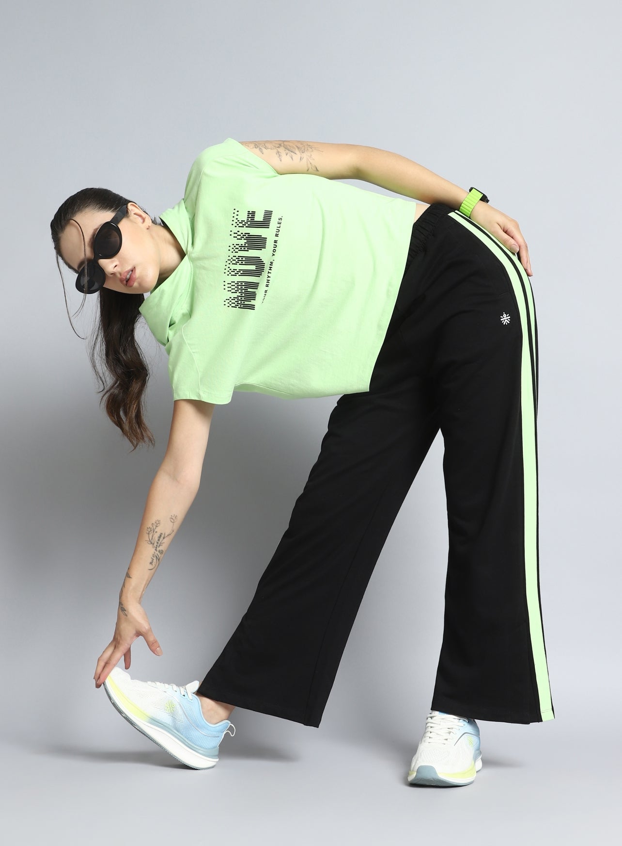 Women's Black Dance Flow Trackpants