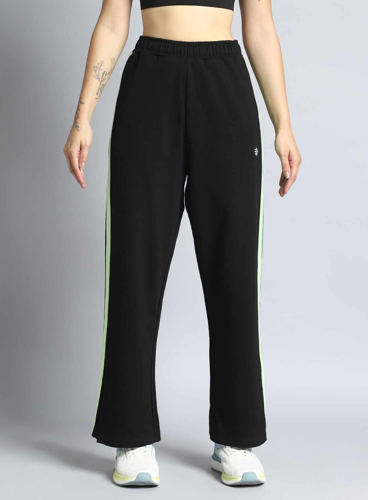 Women's Black Dance Flow Trackpants
