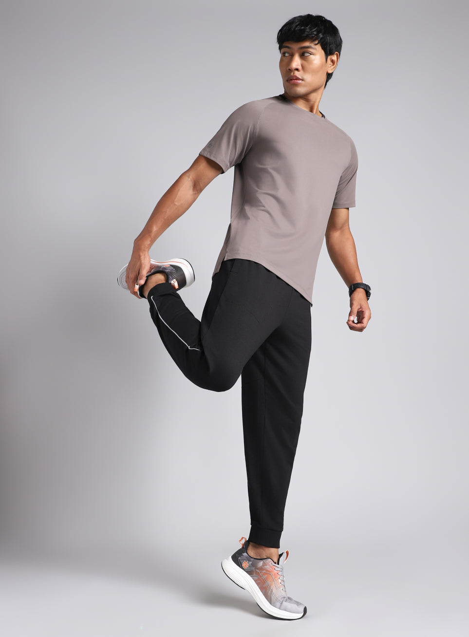 Men's Black Train Day Essential Joggers