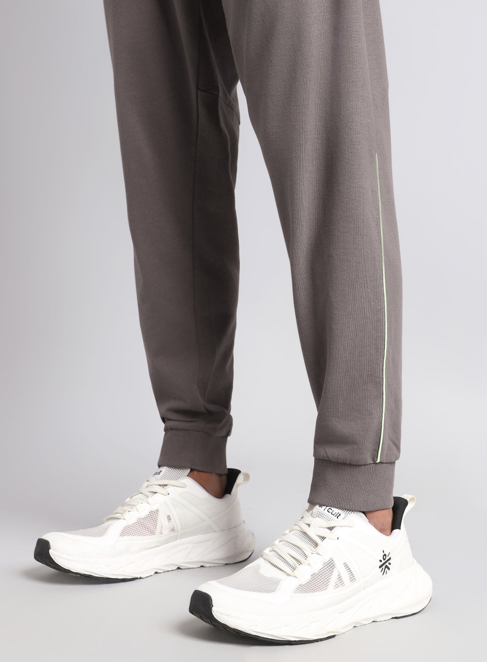 Men's Dark Grey Train Day Essential Joggers