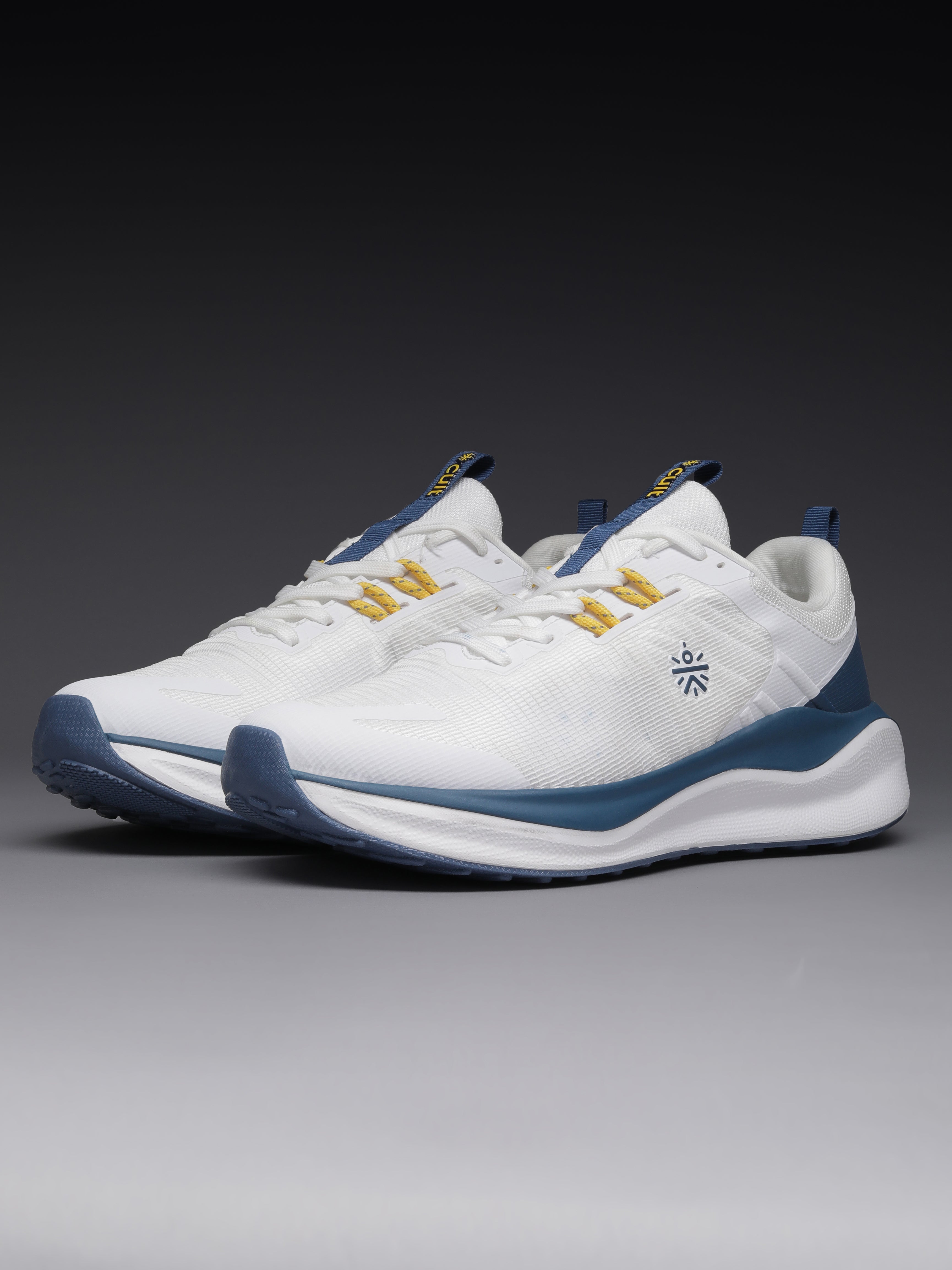 cult Men's Zyro Running Shoes - White/R.Blue