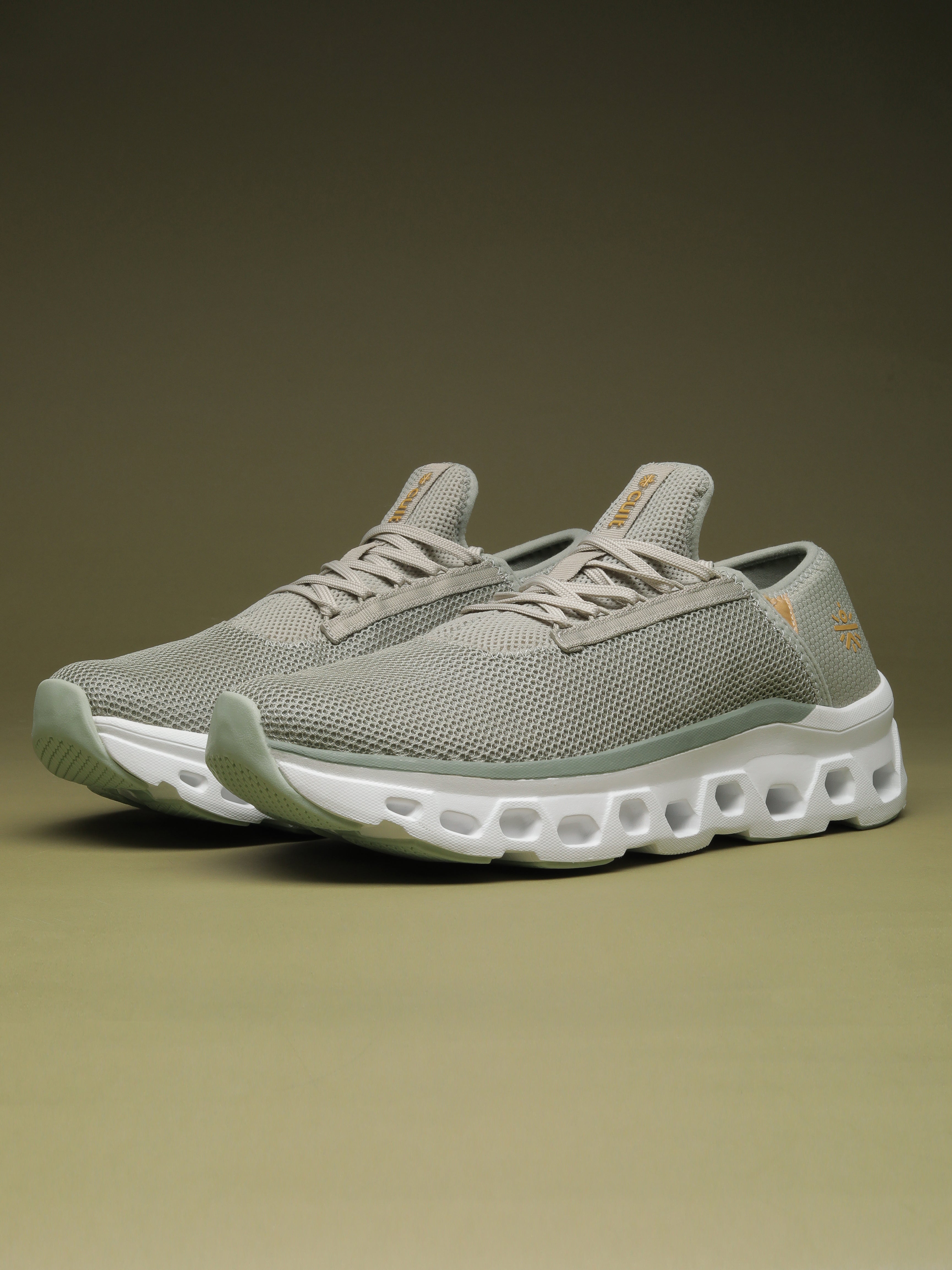 cult Men's Aeromesh Walking Shoes - Olive