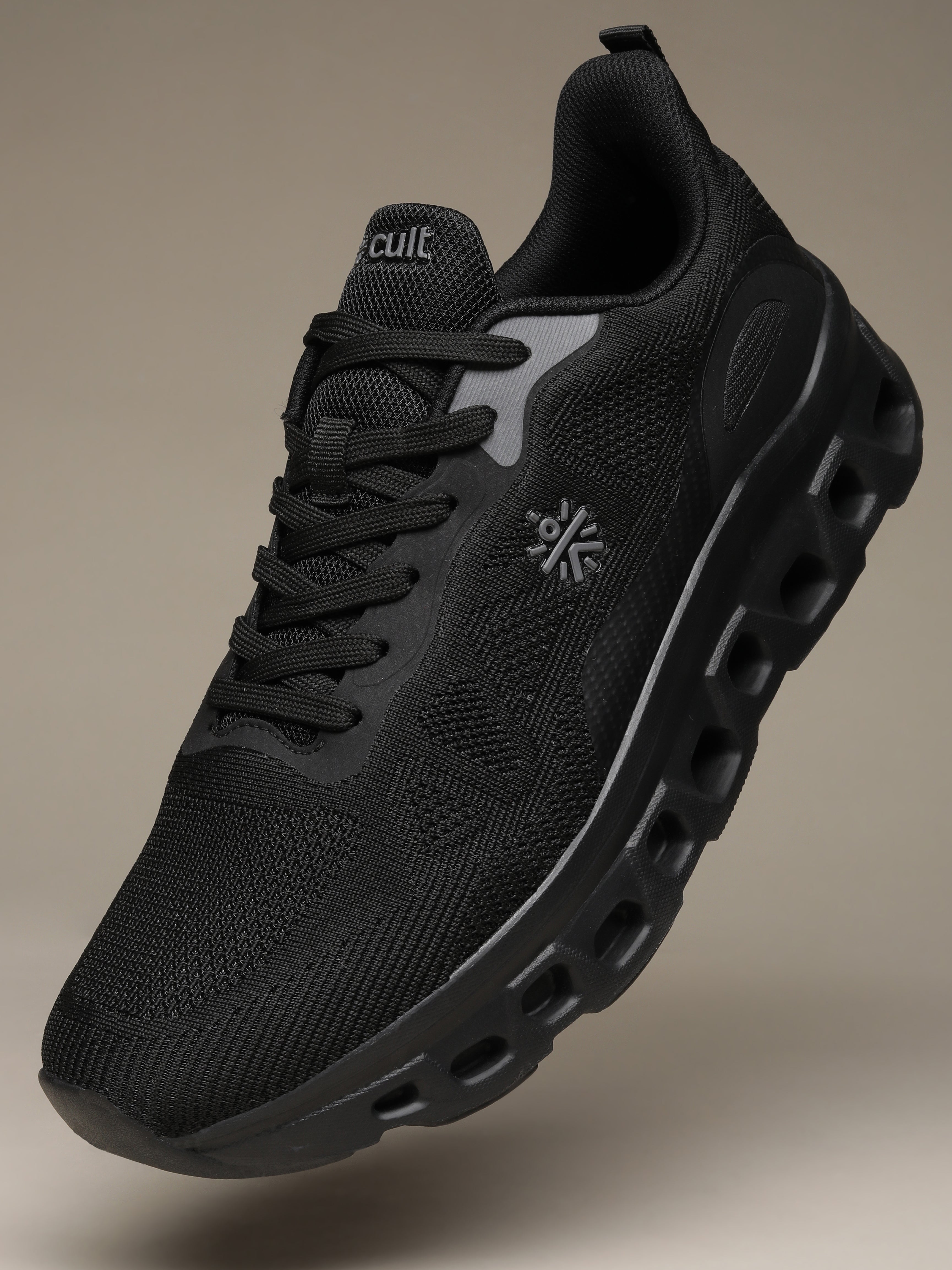 cult Men's Oxyra Walking Shoes - Black/D.Grey