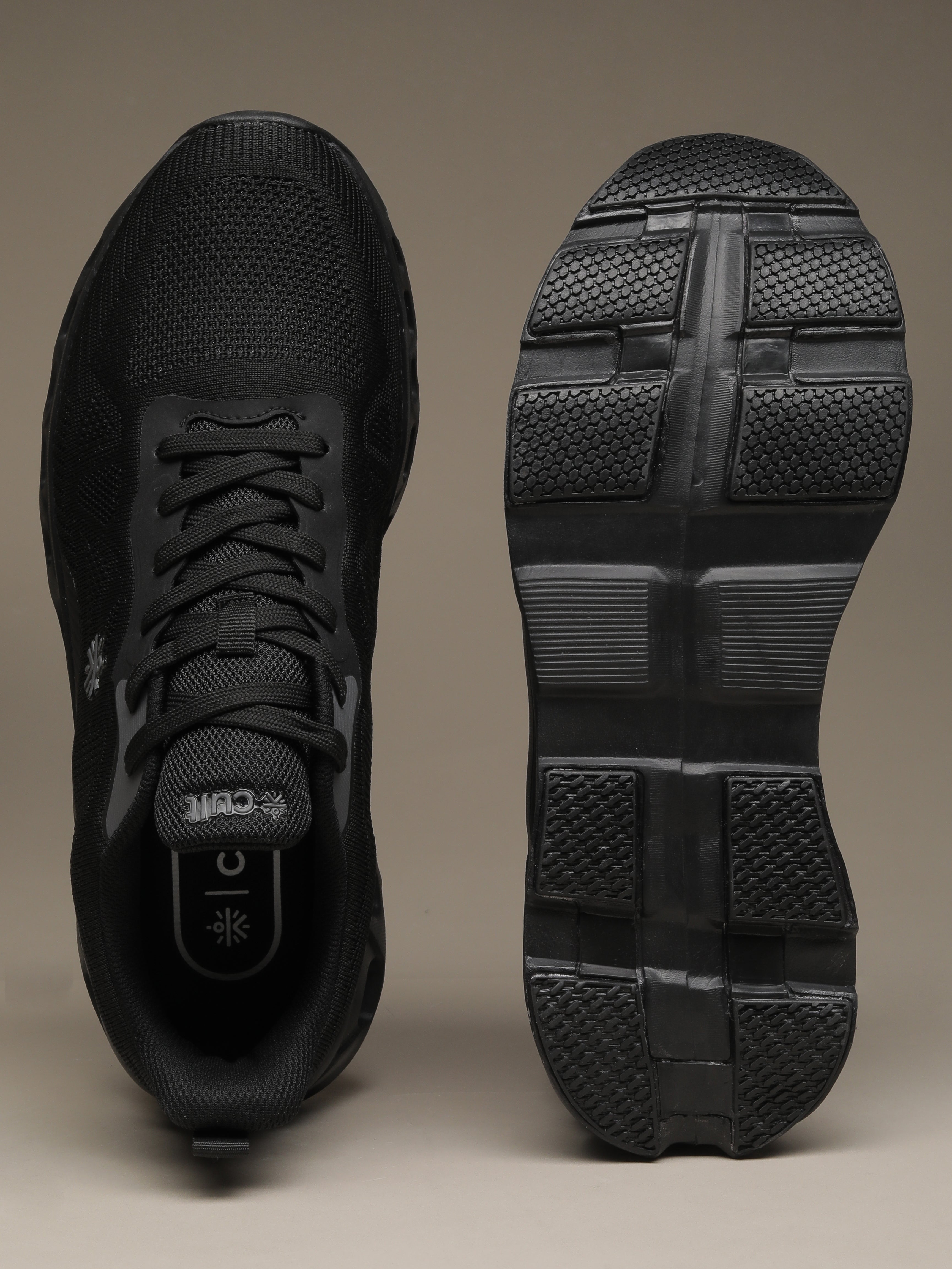 cult Men's Oxyra Walking Shoes - Black/D.Grey