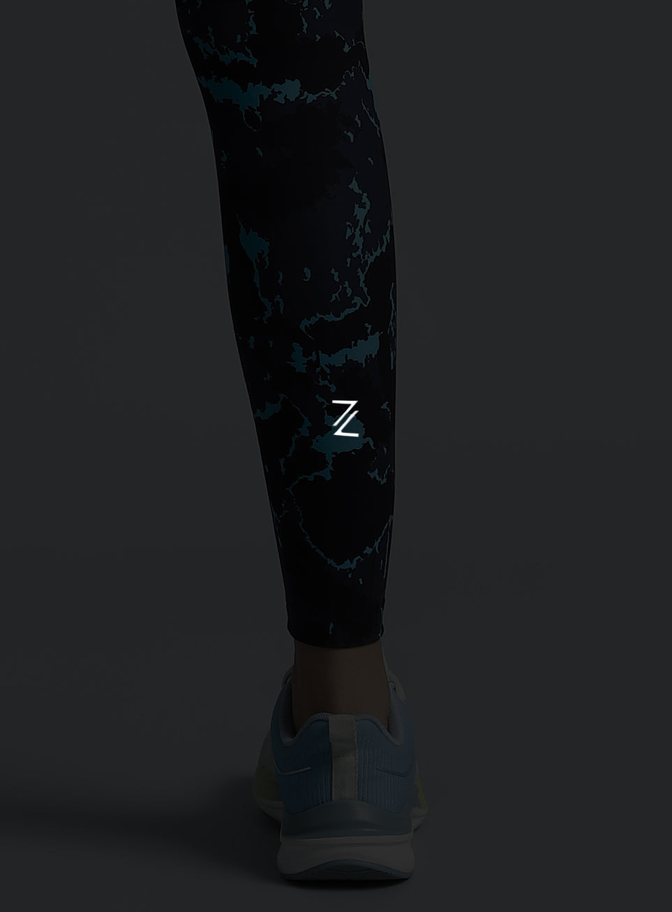 Women's Navy Pacer AOP Comflex Tights