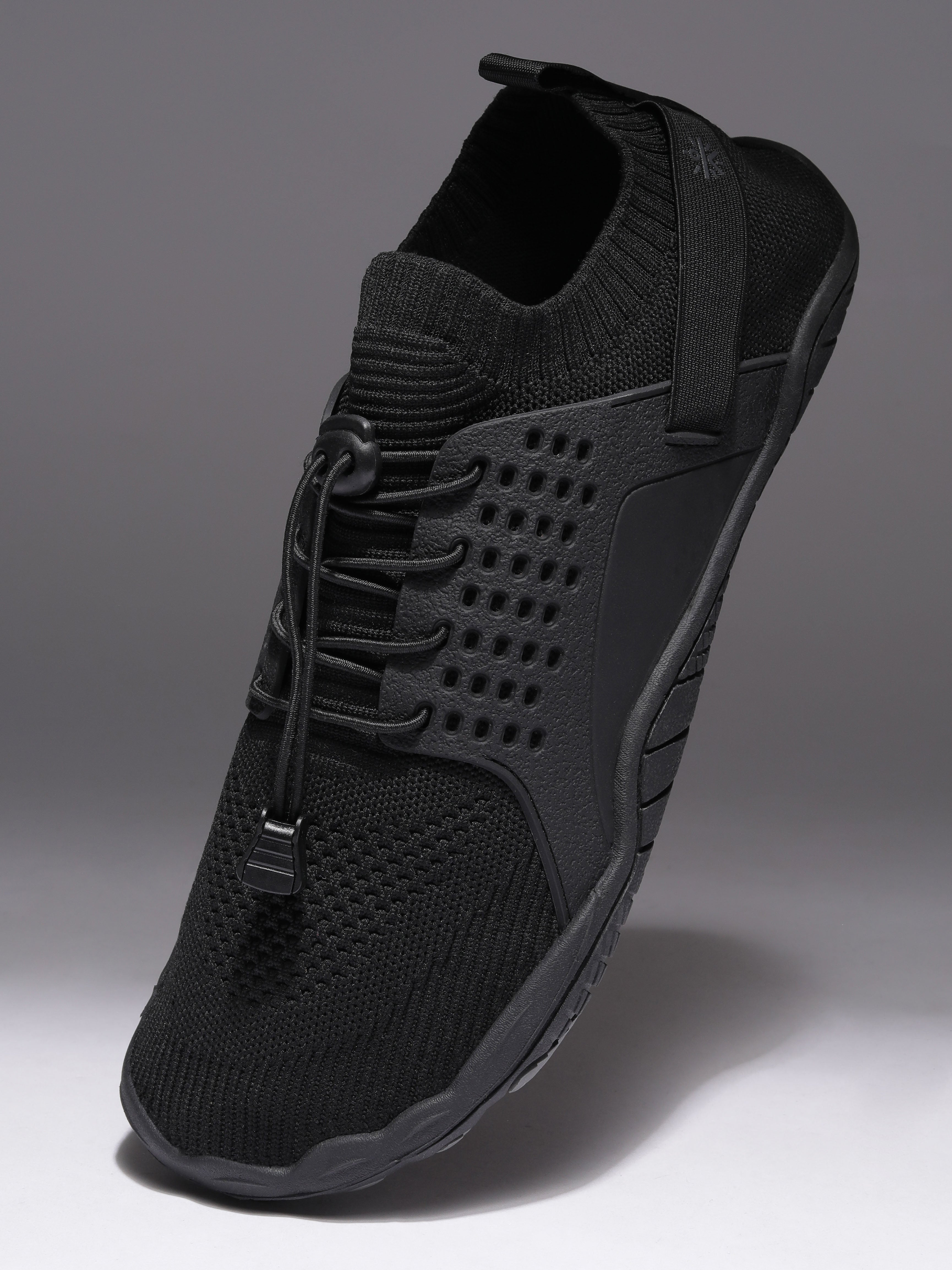 cult Men's FlexKnit Barefoot Training Shoes - Black