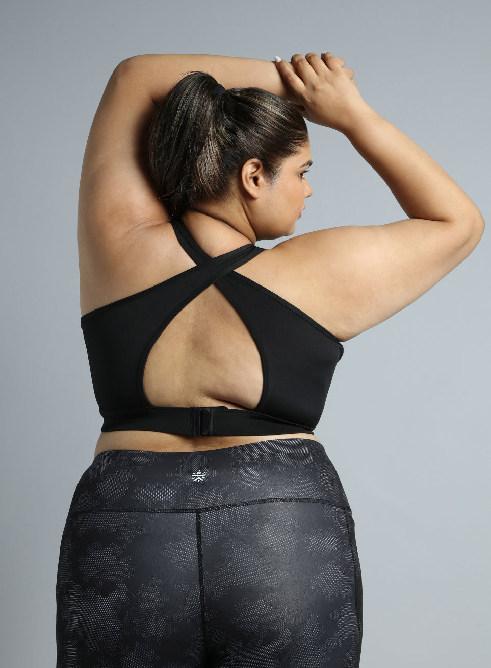 Women's Black Cross Back Hook Training High Support Plus Size Sports Bra