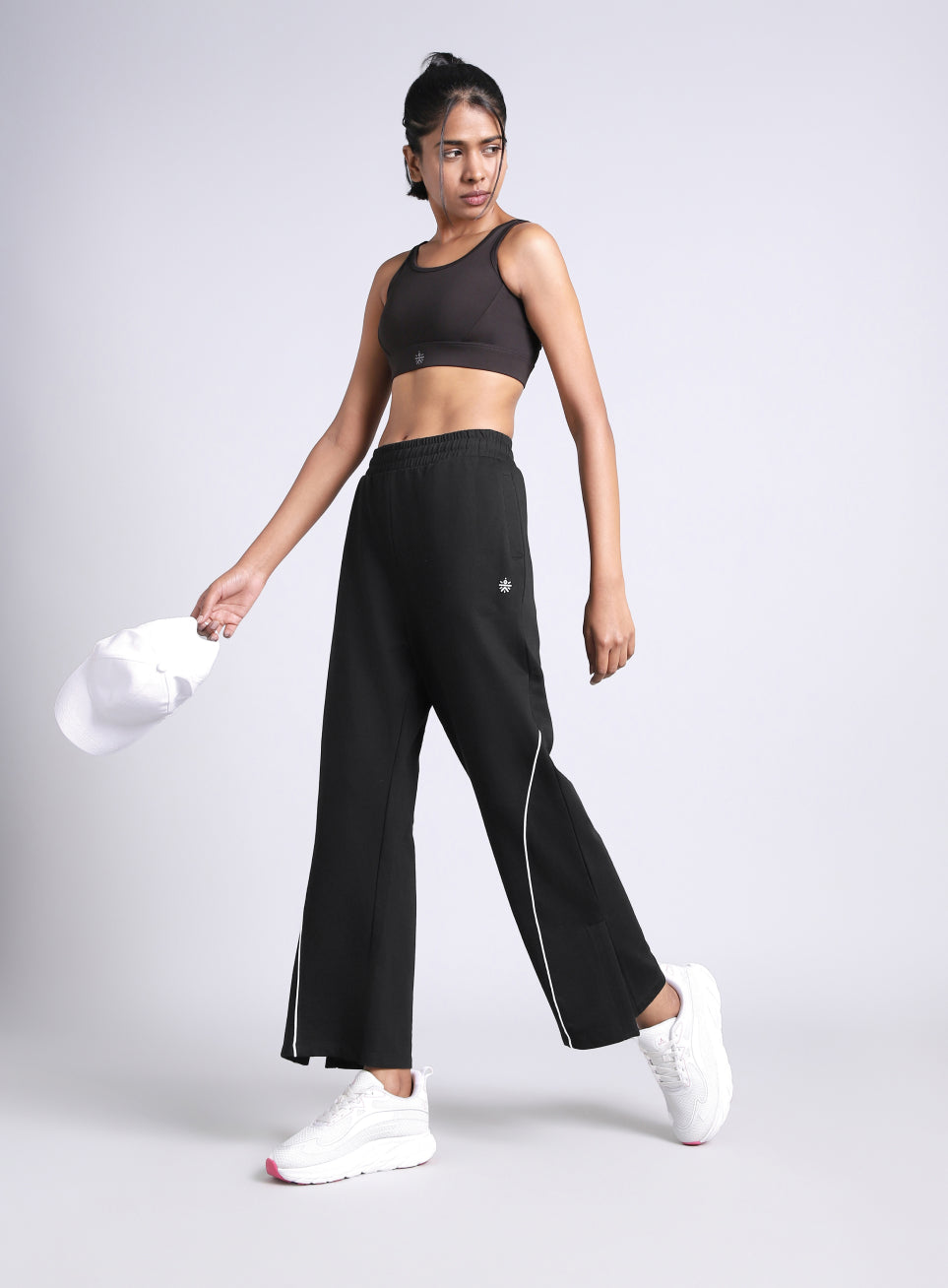 Women's Black Move Easy Trackpants
