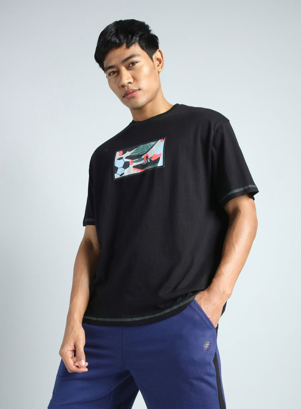Men's Black Play On Relaxed fit Graphic T-shirt