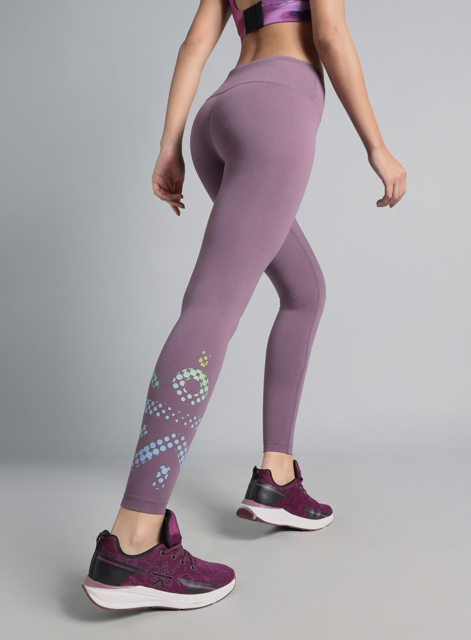 Women's Purple Absolute Fit Tights with Logo Print and Back Pocket