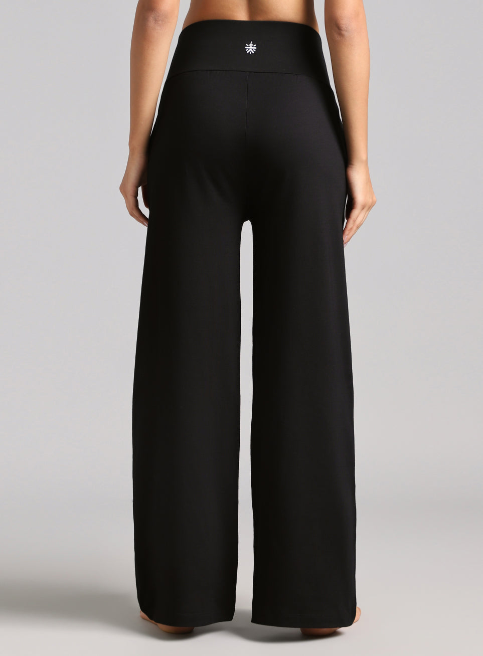 Women's Black Flow Form Yoga Straight Pants