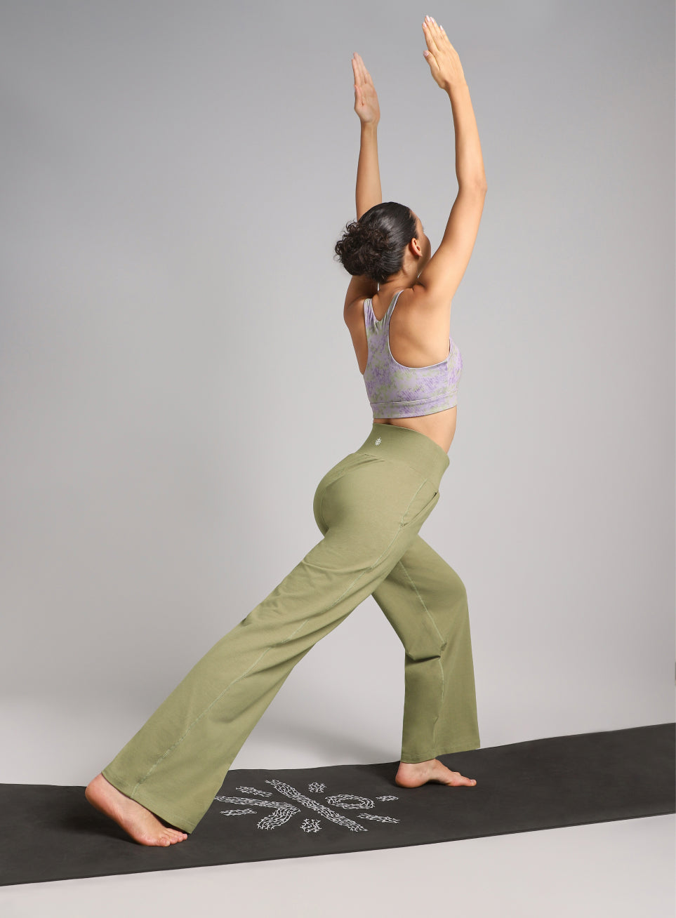 Women's Olive Flow Form Yoga Straight Pants