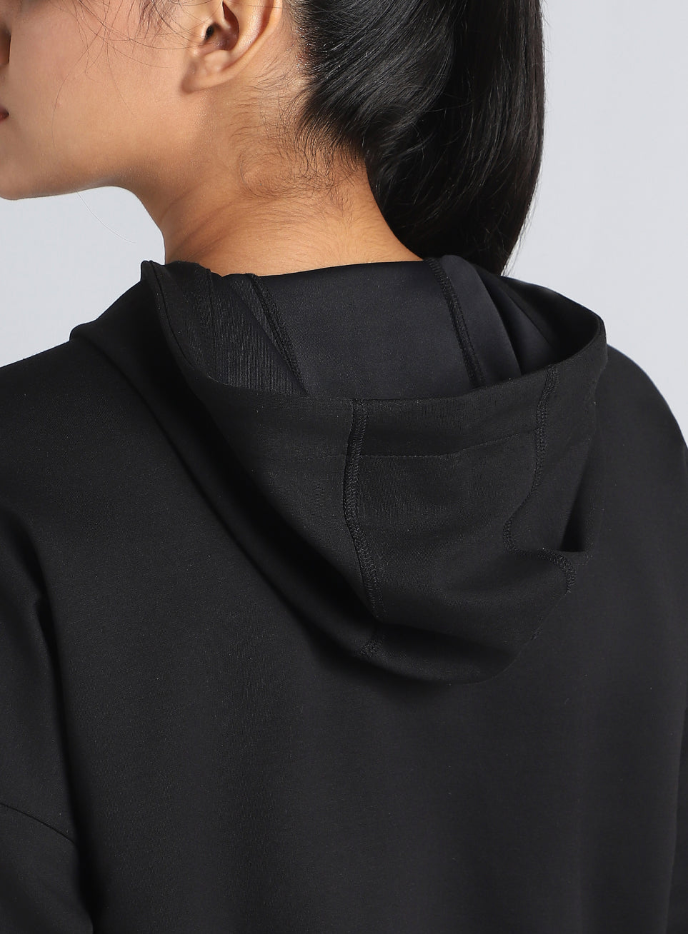 Women's Black Workout Essential Cropped Jacket