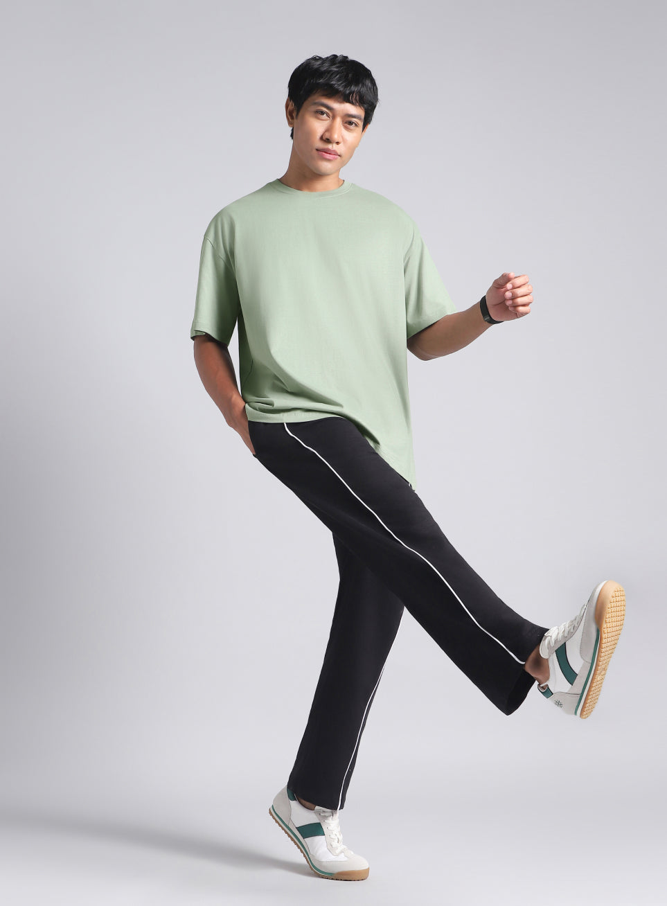 Men's Olive Oversized Graphic T-shirt