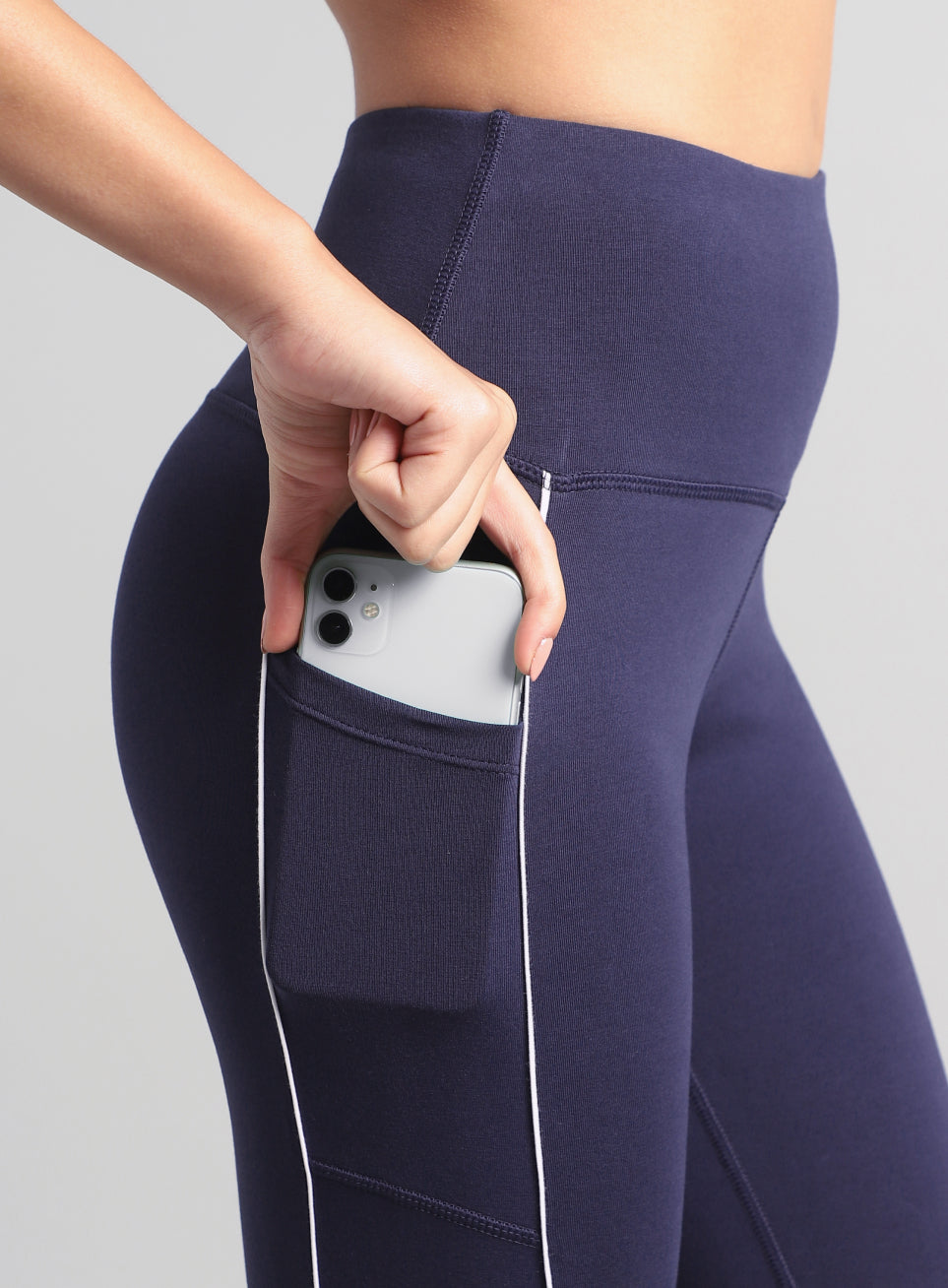 Women's Navy Train and Flow Cotton Tights