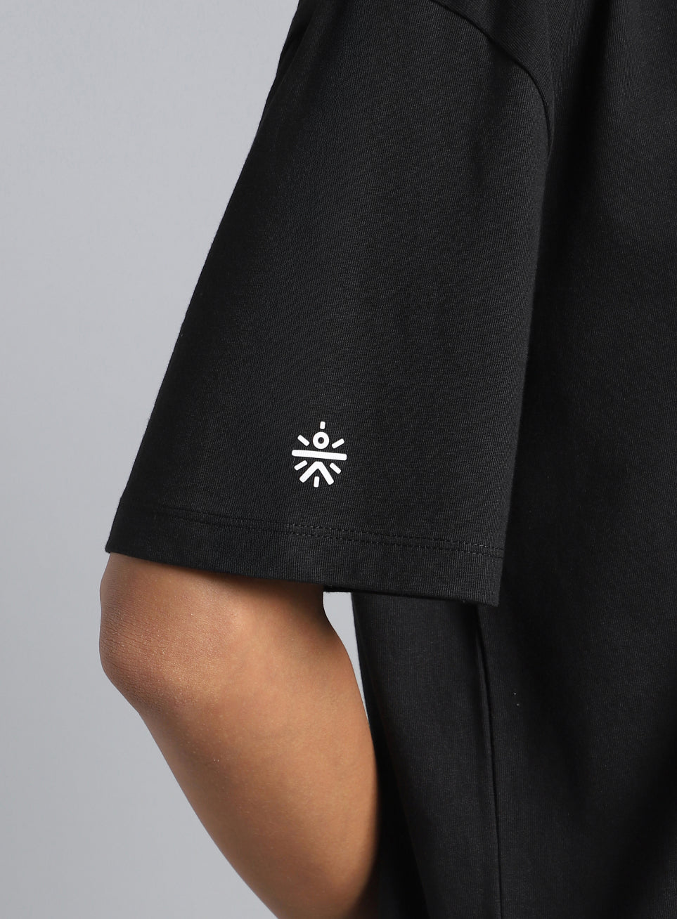 Women's Black Oversized Graphic T-shirt