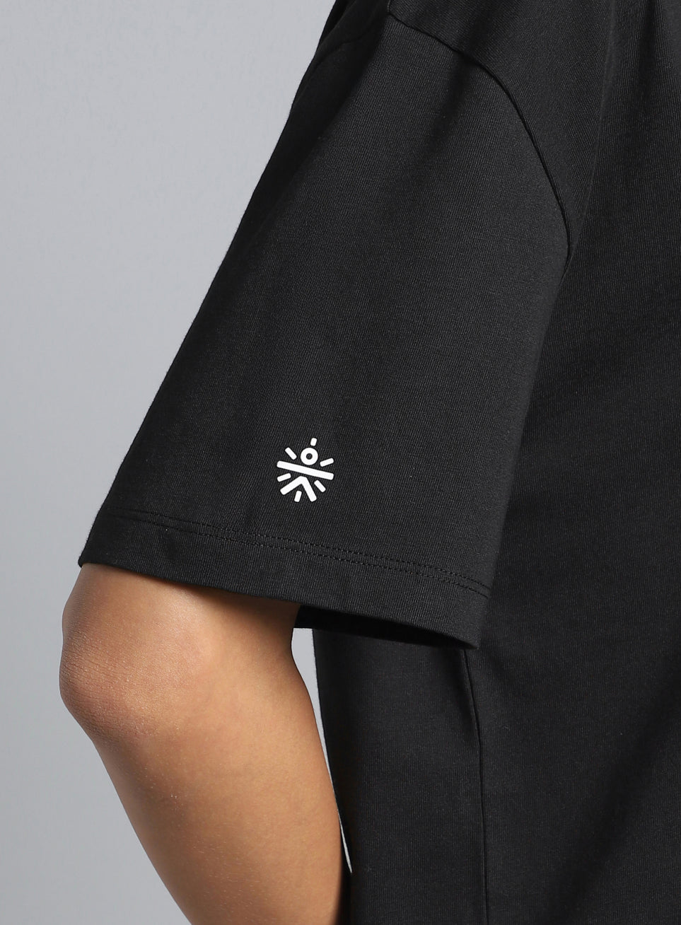 Women's Black Move Oversized T-shirt