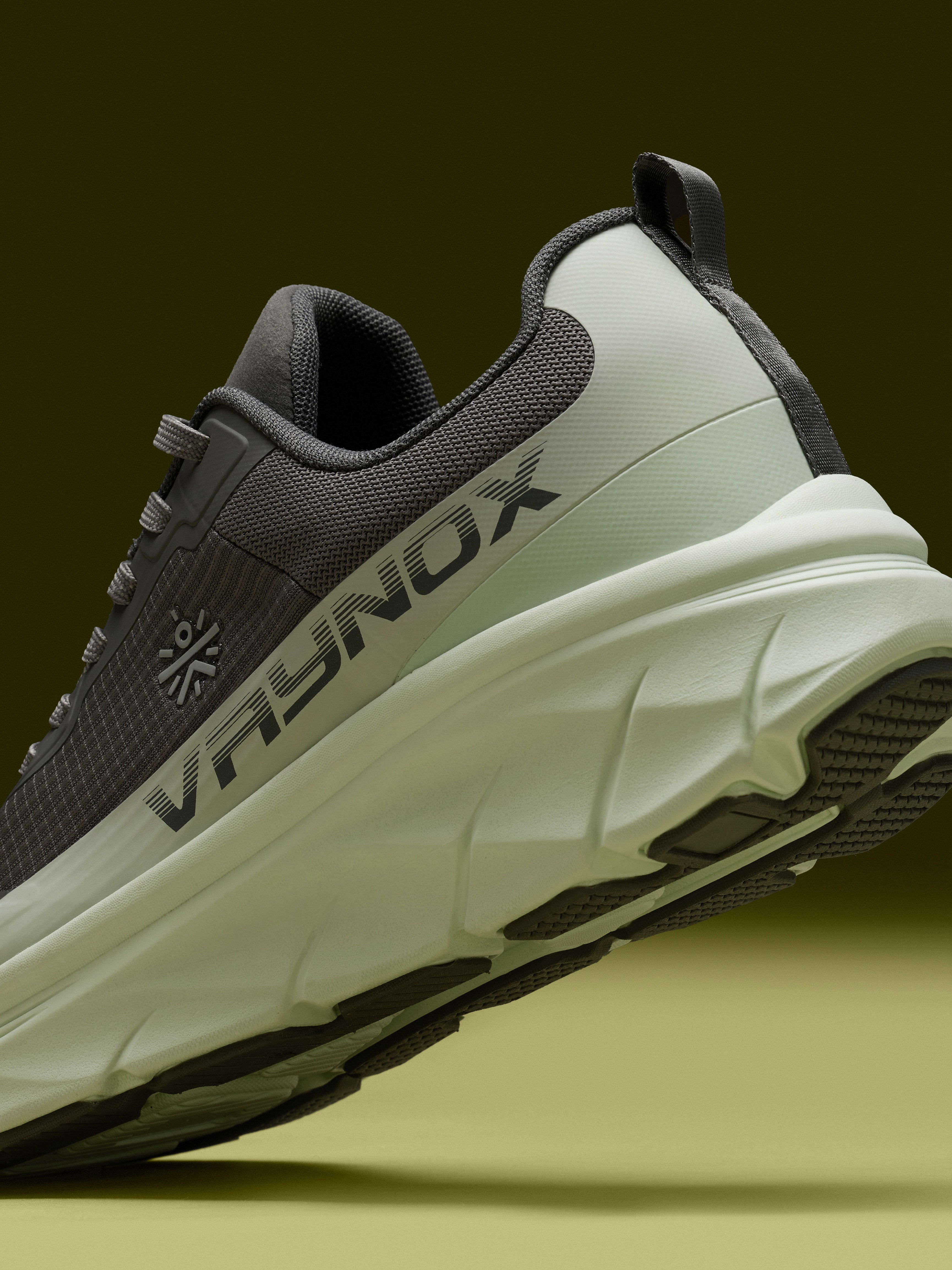 cult Men's Vaynox Walking Shoes - Grey