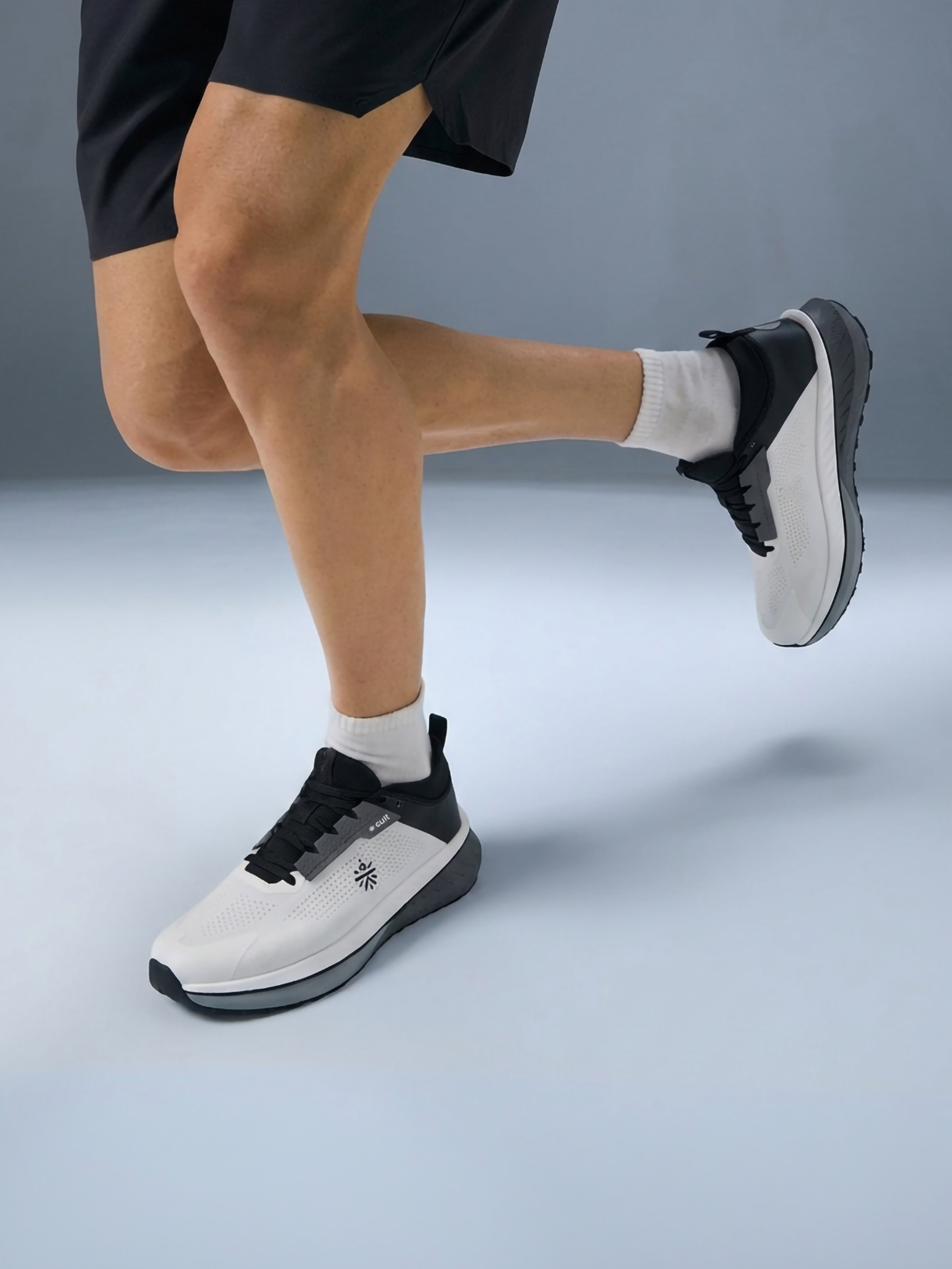 cult Men's GlideMax Running Shoes - White/Black