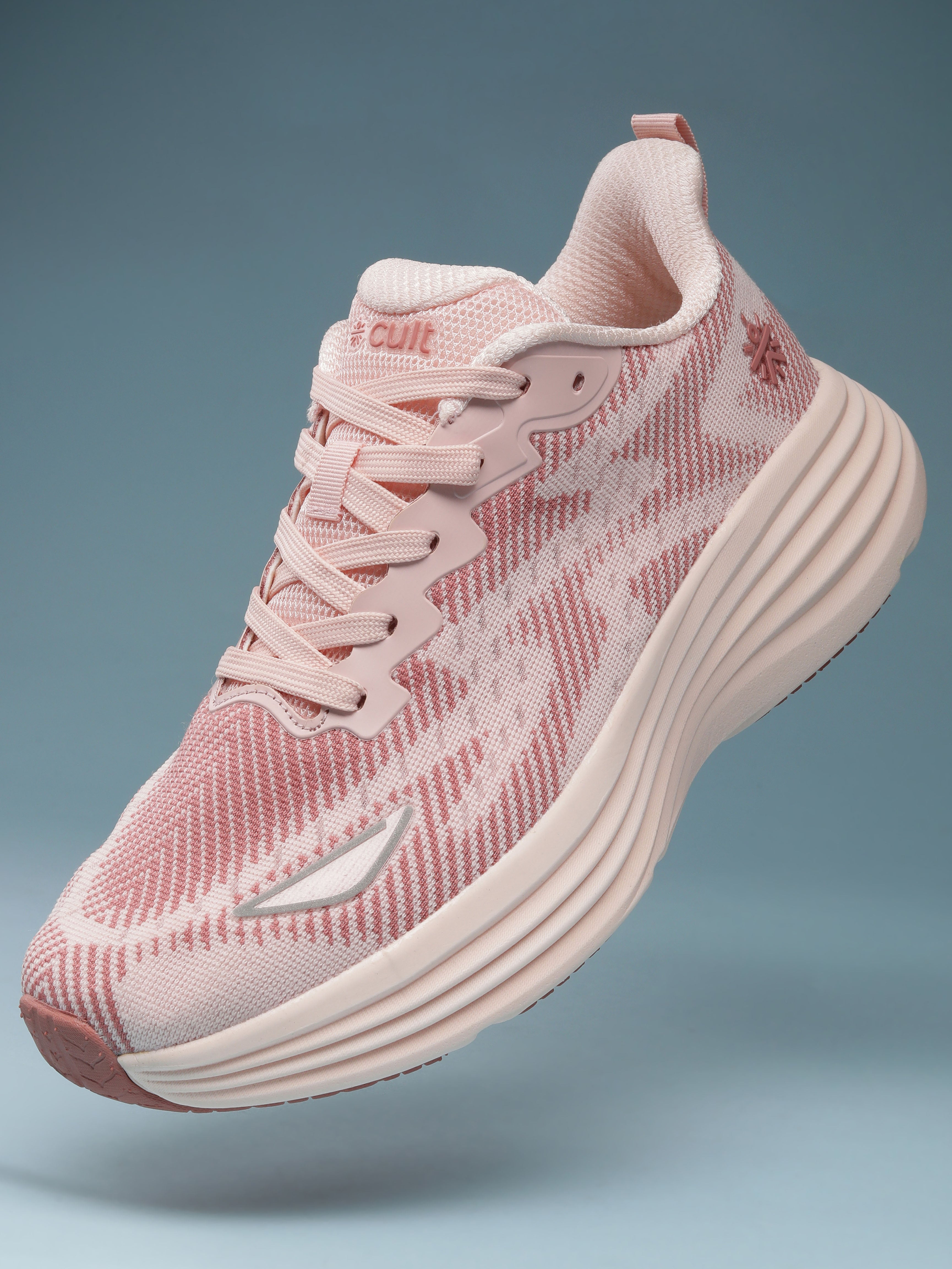 cult Women's PaceLite Walking Shoes - Peach