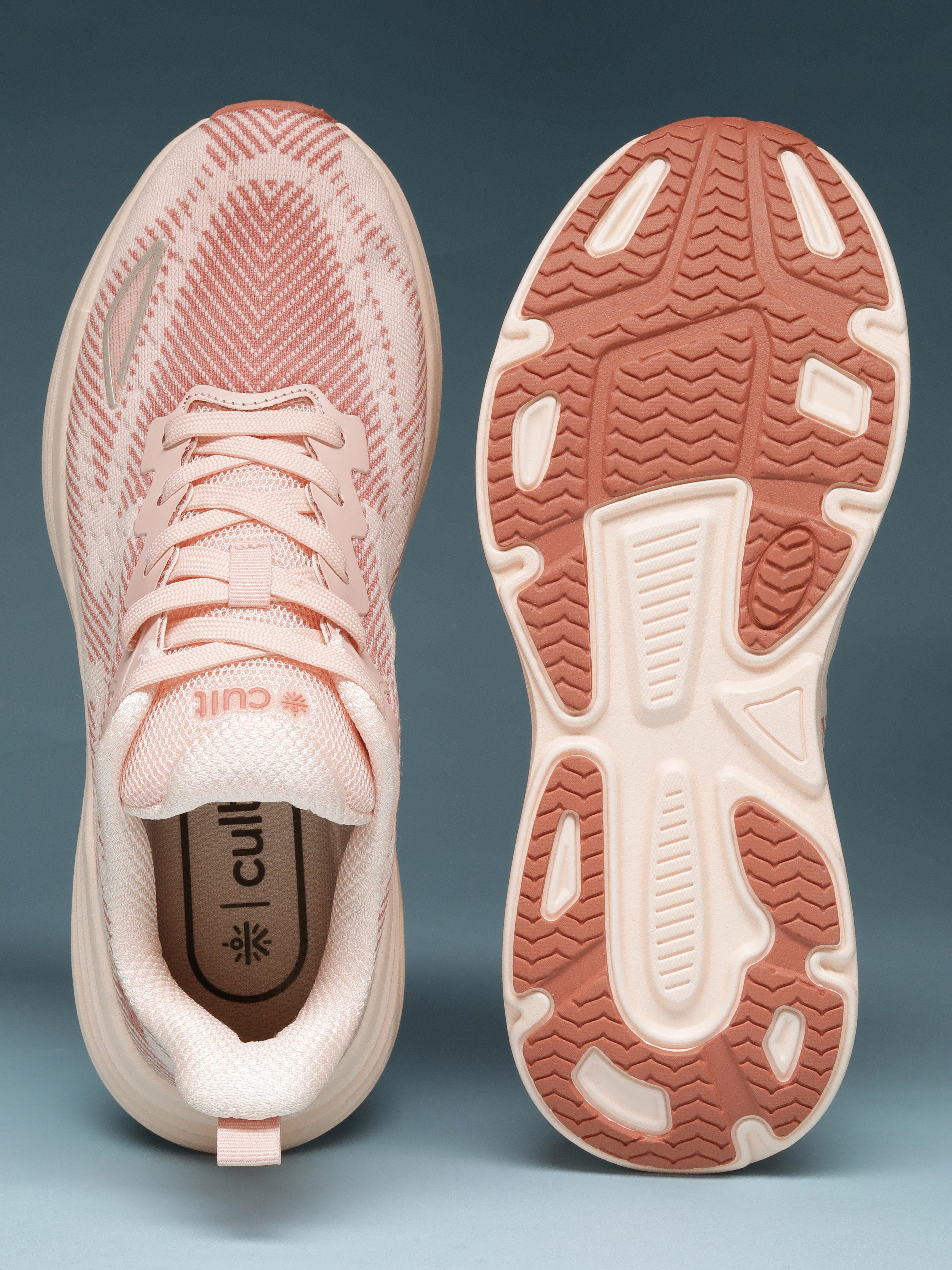 cult Women's PaceLite Walking Shoes - Peach