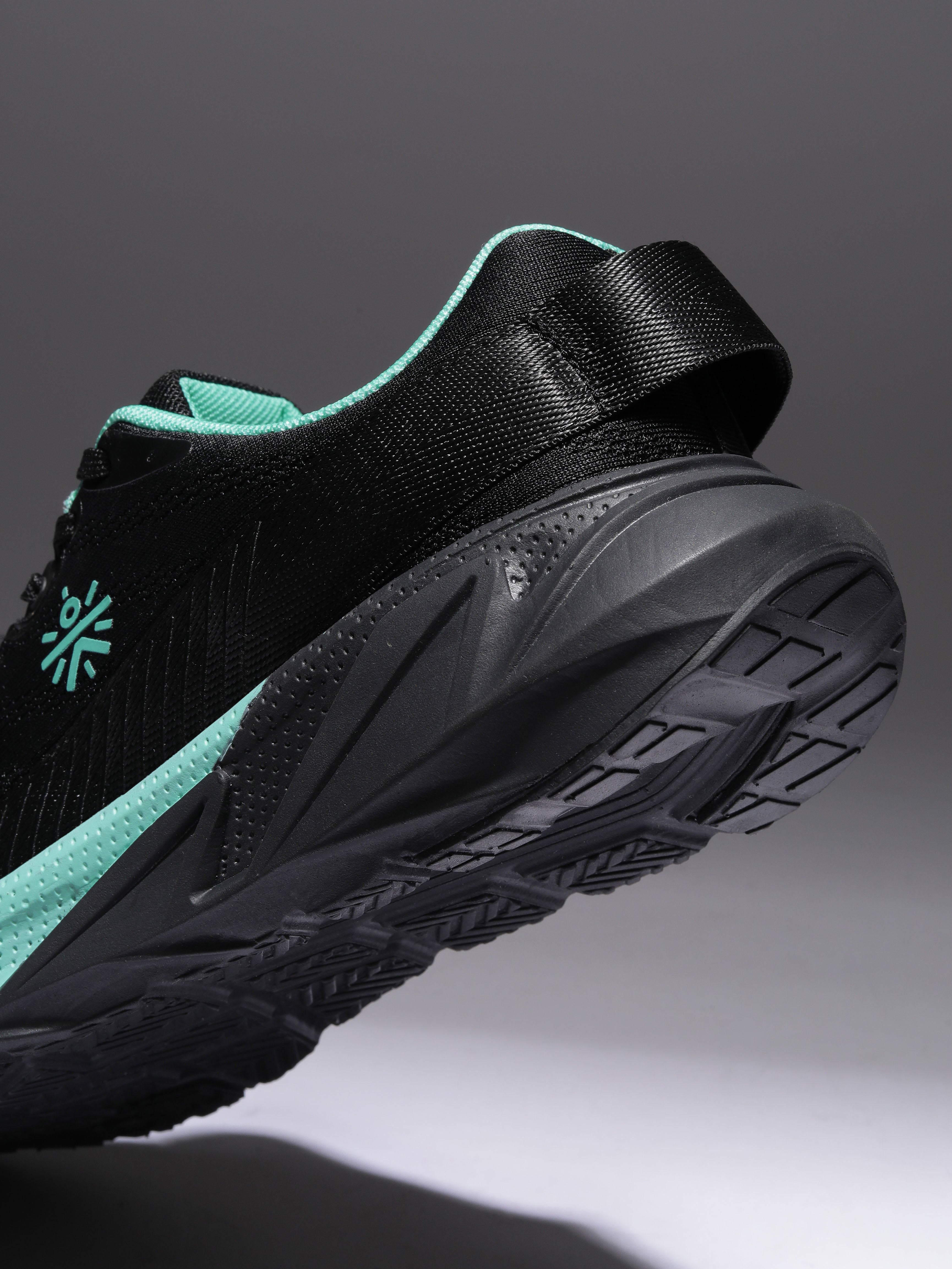 cult Women's FlexStep Walking Shoes - Black