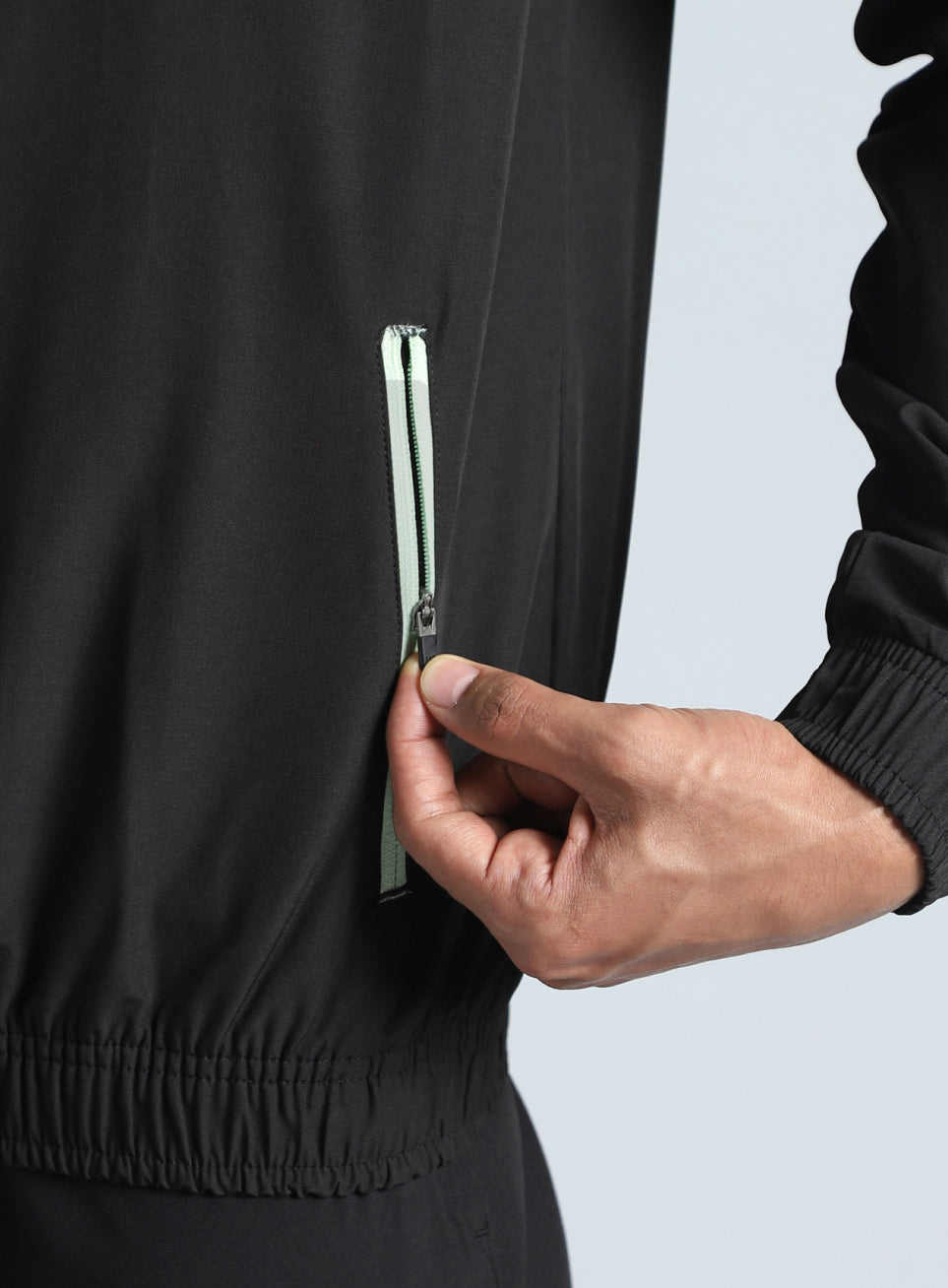 Men's Black Runner's Favourite Lightweight Jacket