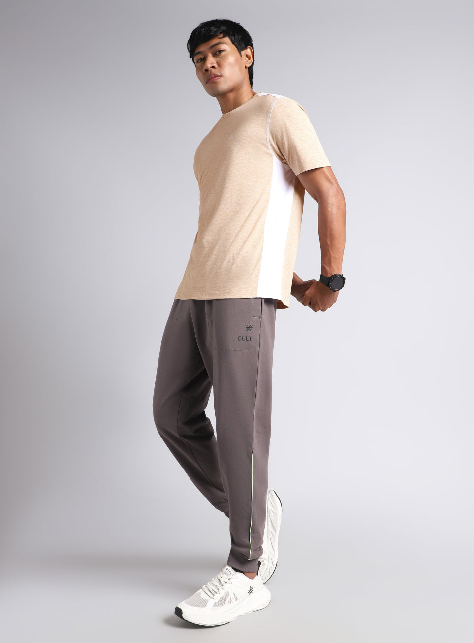 Men's Amp Up Beige Comfortech T-shirt