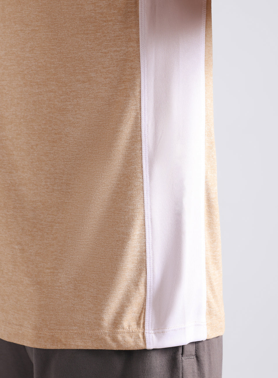 Men's Amp Up Beige Comfortech T-shirt