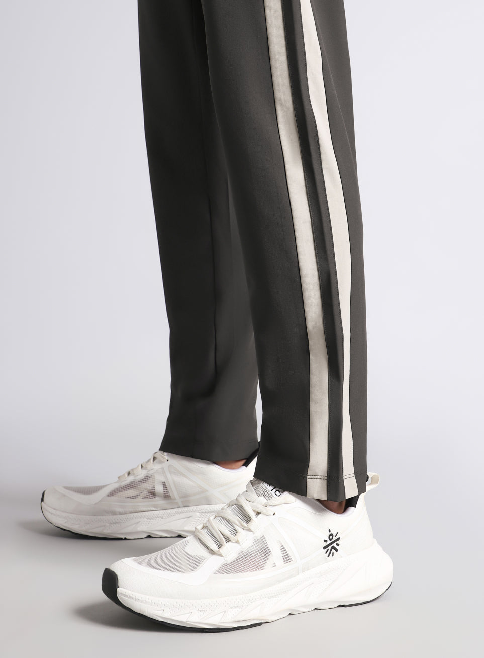 Men's Dark Grey Sporty Training Trackpants