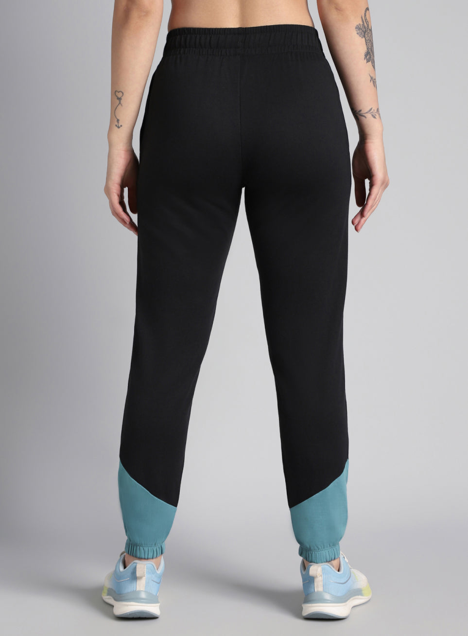 Women's Black Play in Leisure Joggers