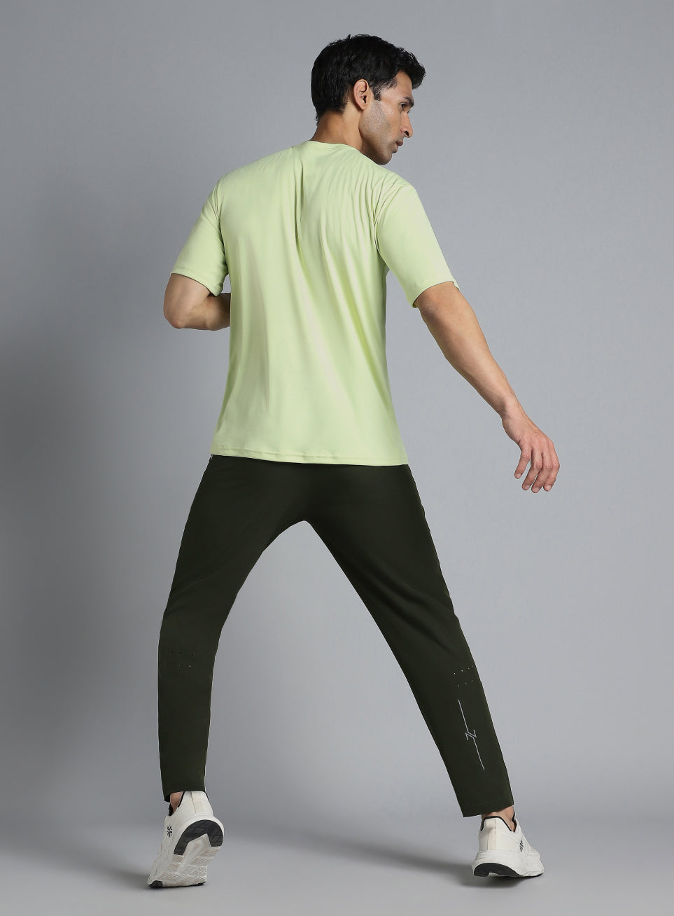 Men's Olive Running Essential Trackpants