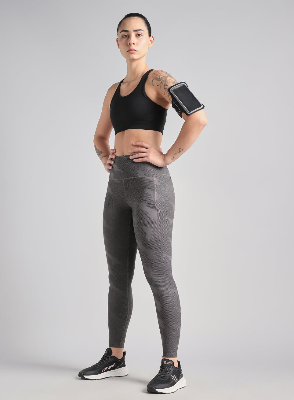 Women's Grey The Run Project Printed COMFlex Tights