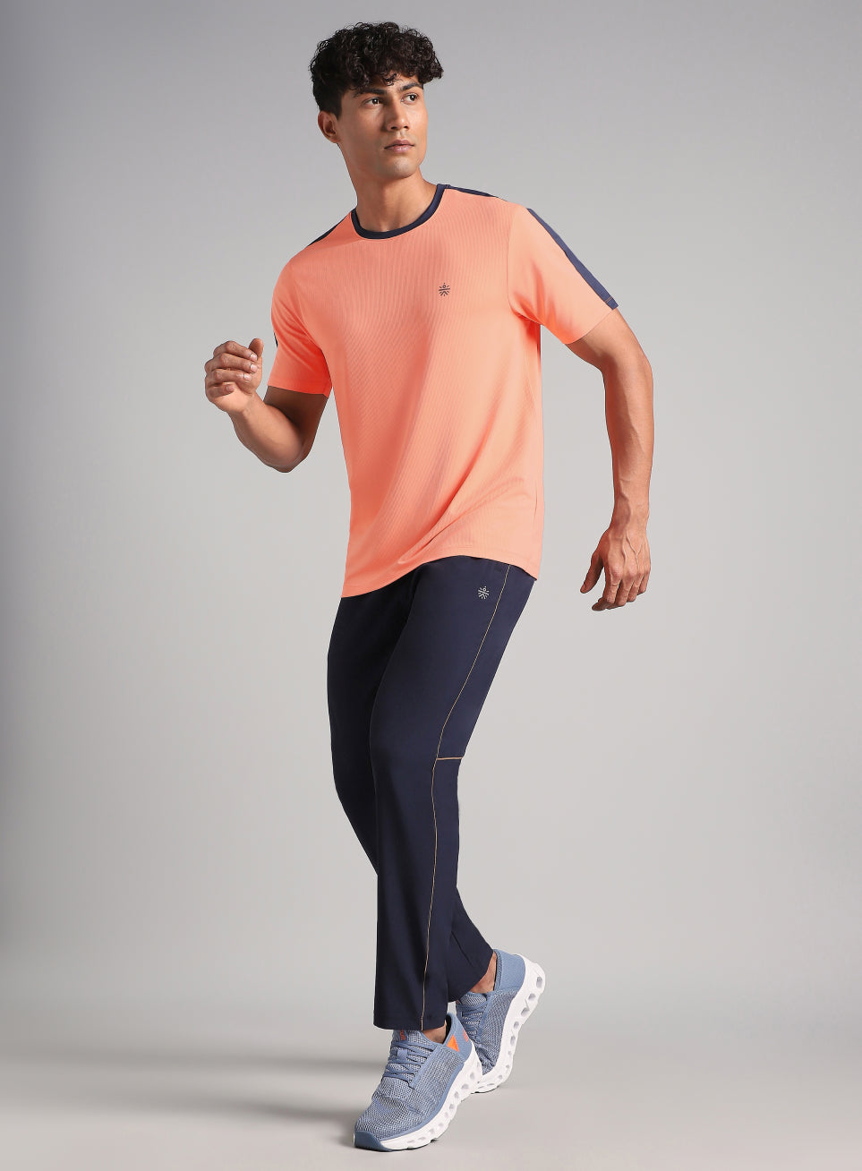 Men's Coral Run In Motion Graphic T-Shirt