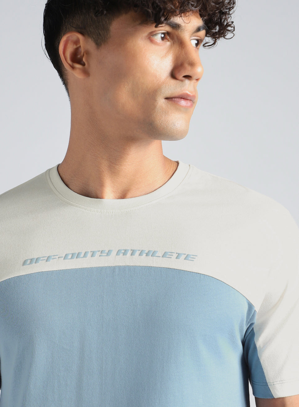 Men's Blue Offbeat Coloblock T-shirt