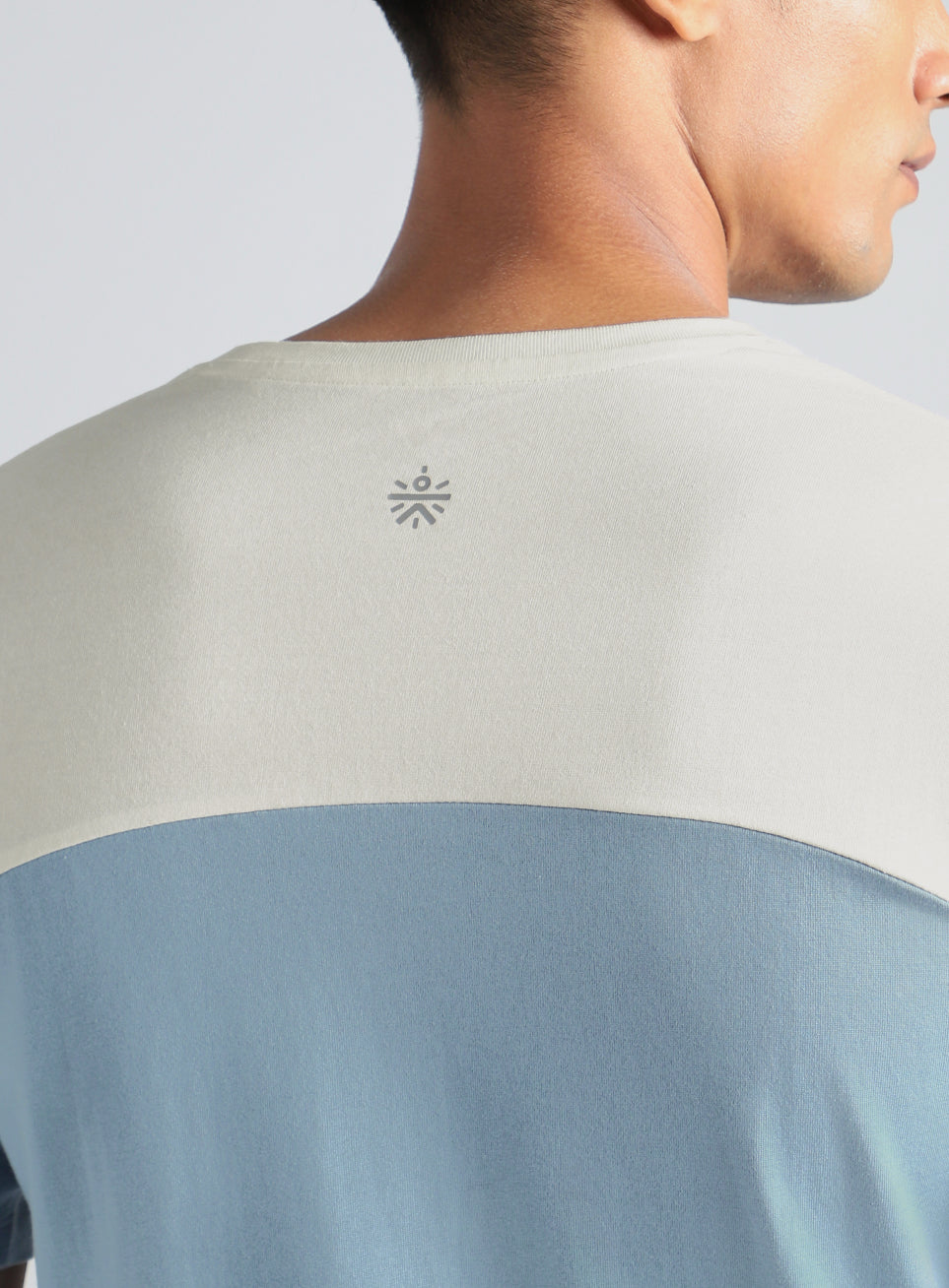 Men's Blue Offbeat Coloblock T-shirt