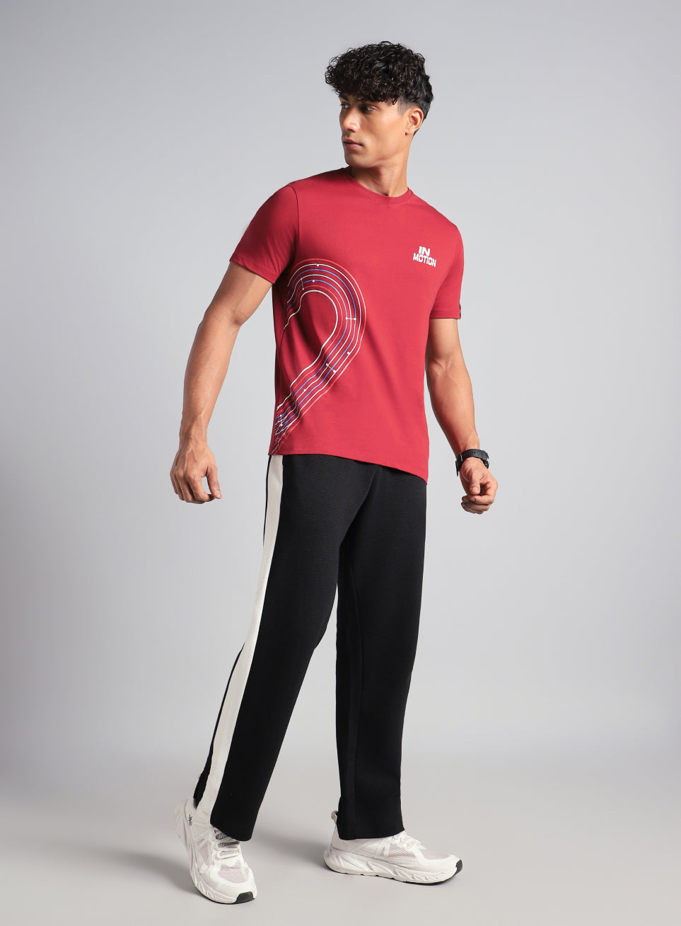 Men's Maroon In Motion Graphic T-shirt