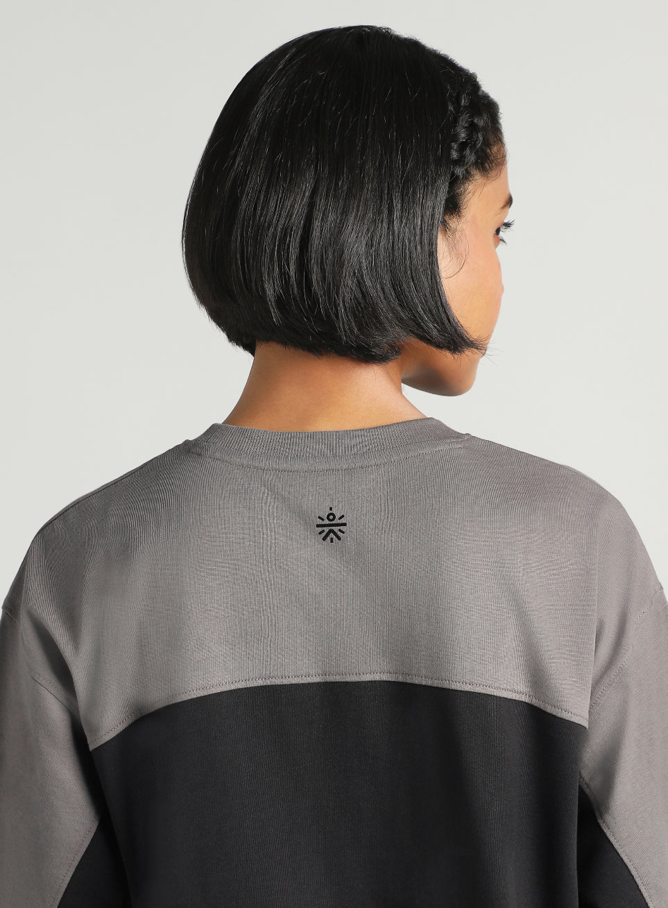 Women's Black Offbeat Colorblock Oversized Fit T-shirt