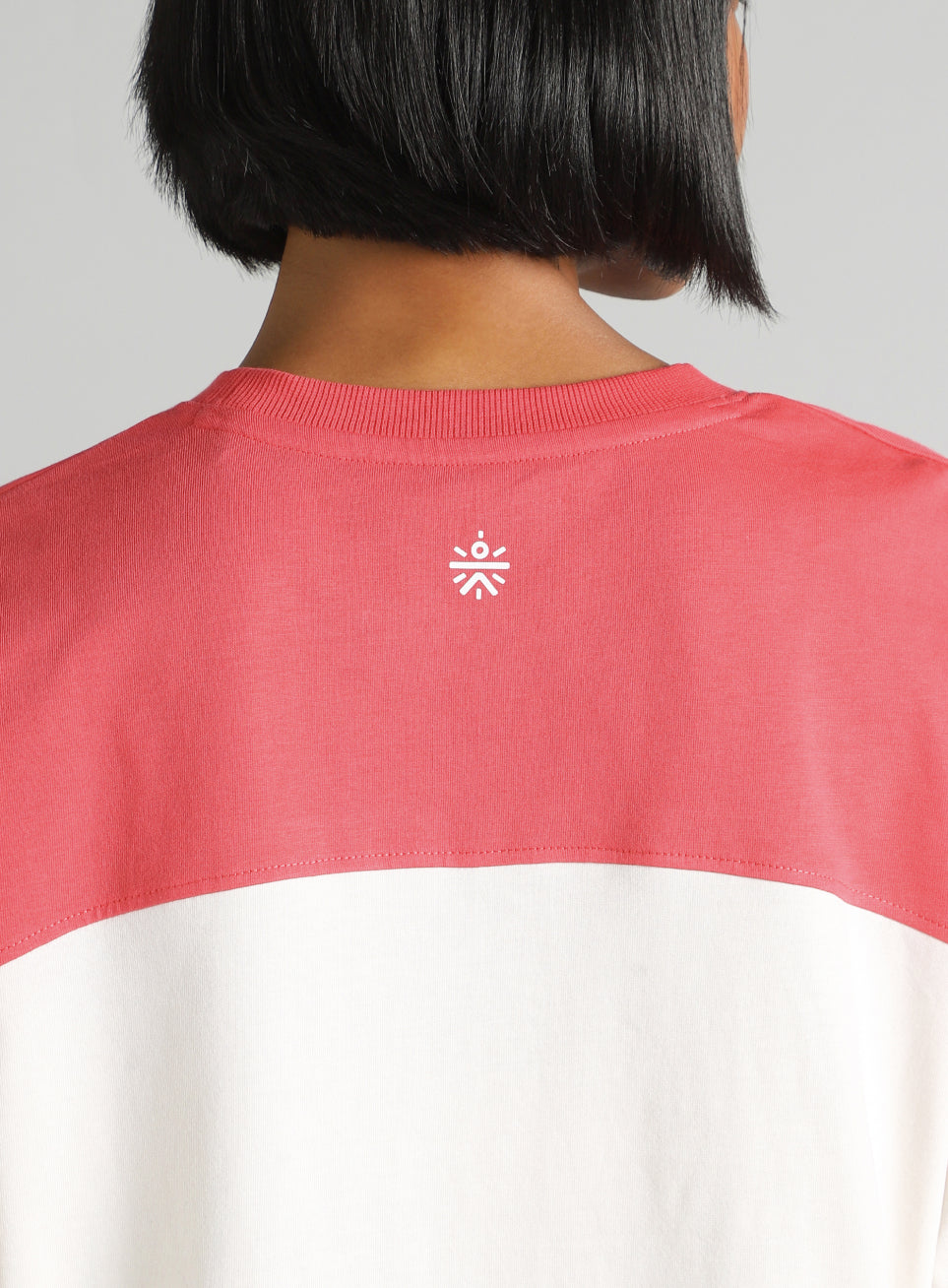 Women's Off White Offbeat Colorblock Oversized Fit T-Shirt
