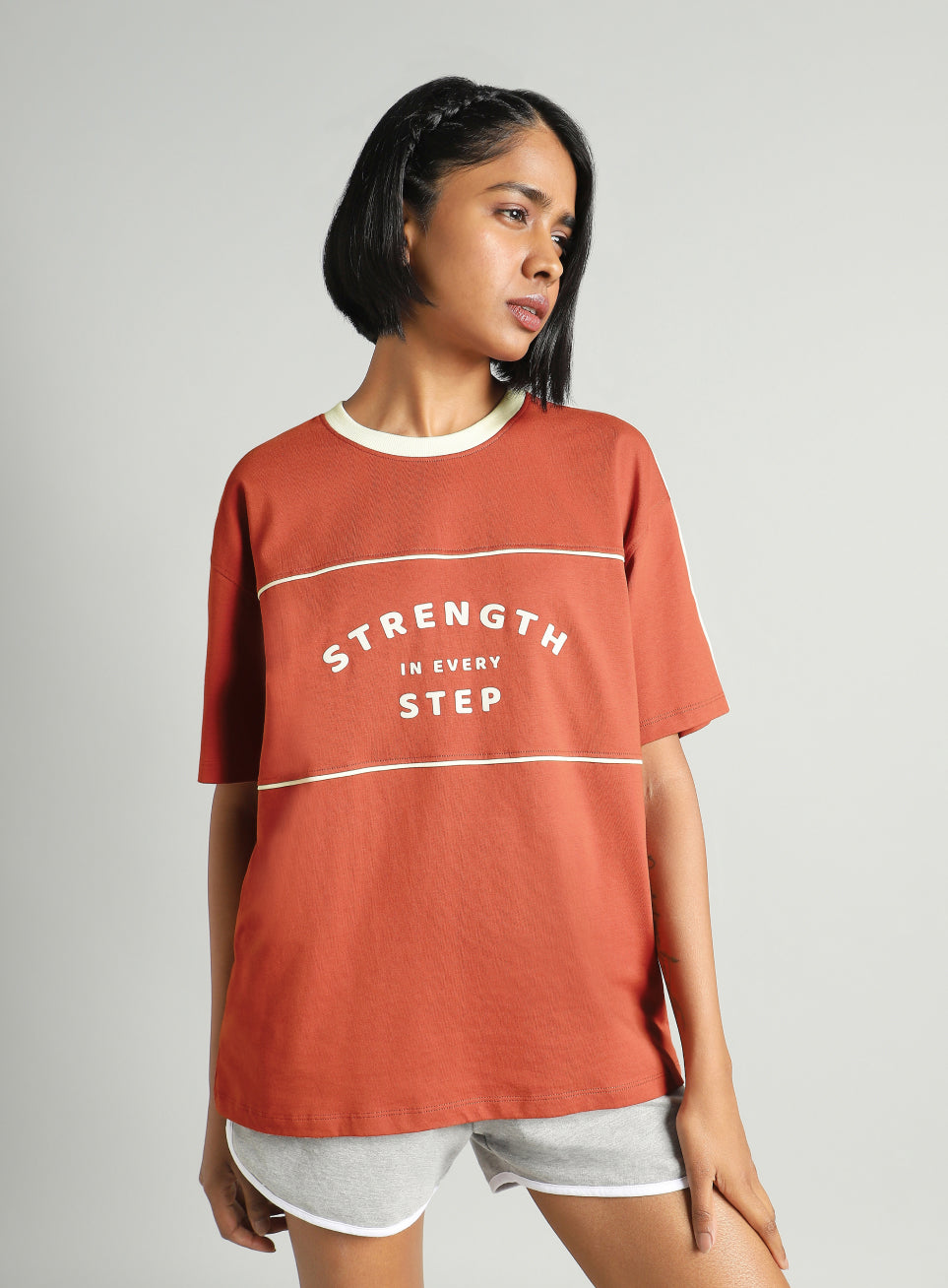 Women's Rust Fun Play Block Graphic Oversized T-shirt