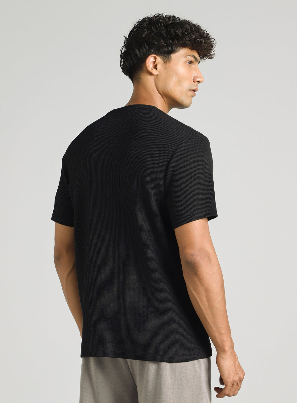 Men's Black Essential Oversized Fit Waffle T-shirt