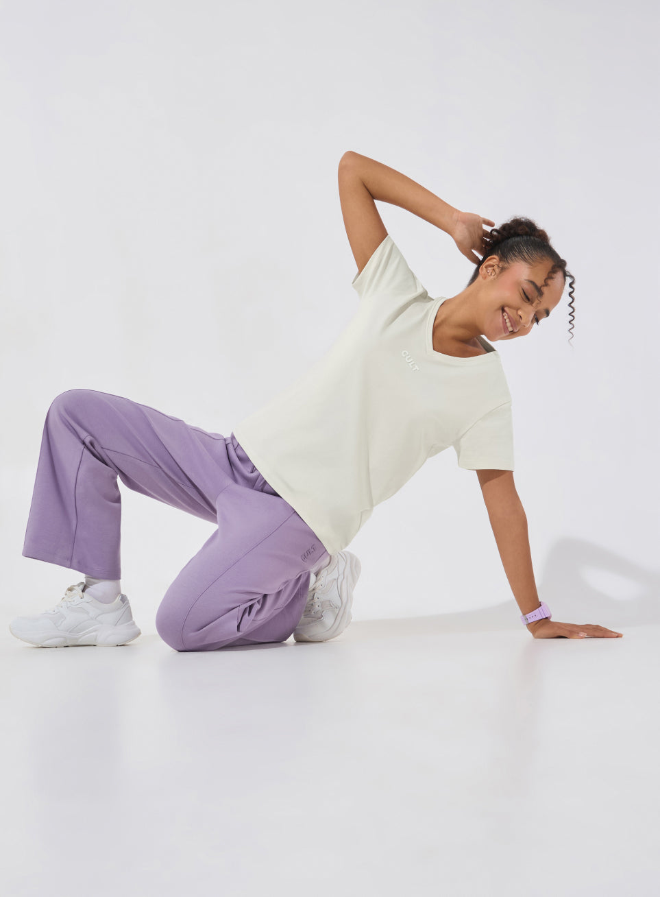 Women's Off-White Soft Form V-Neck T-shirt