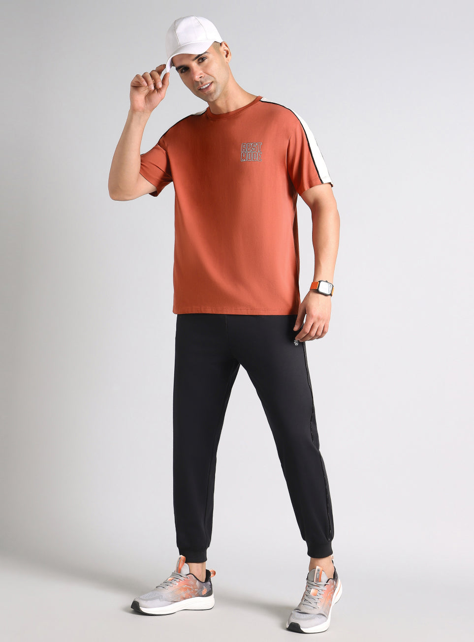 Men's Rust Rest Mode Relaxed Fit T-shirt