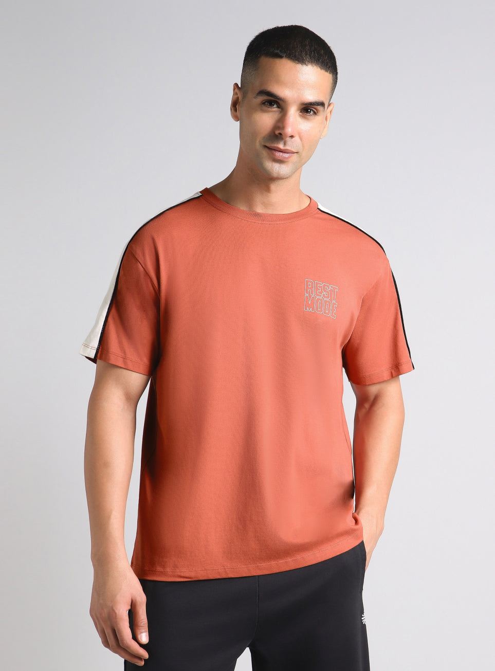 Men's Rust Rest Mode Relaxed Fit T-shirt